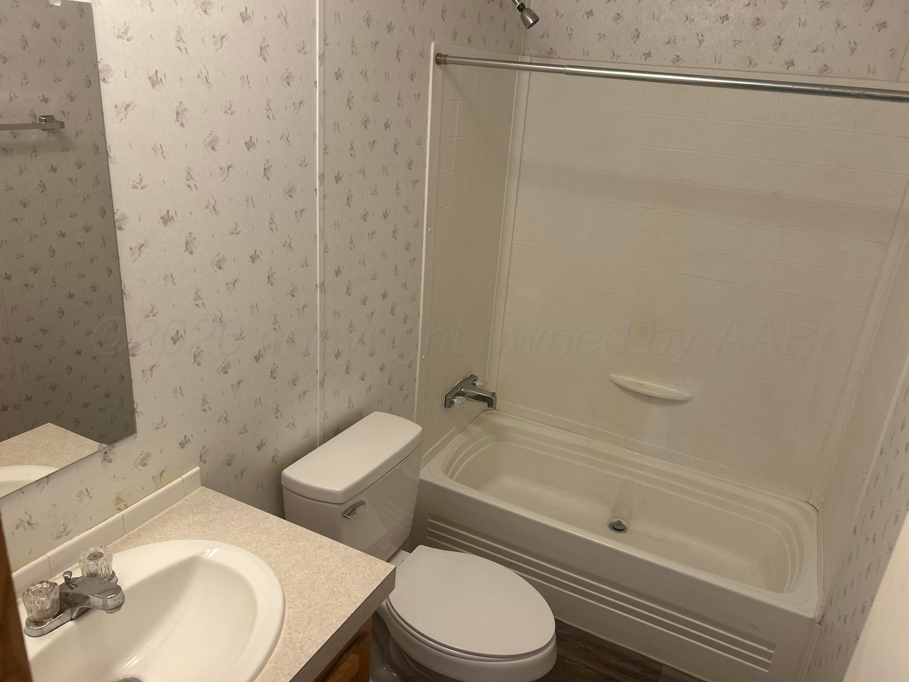 4611 Brown Property Photo 14
