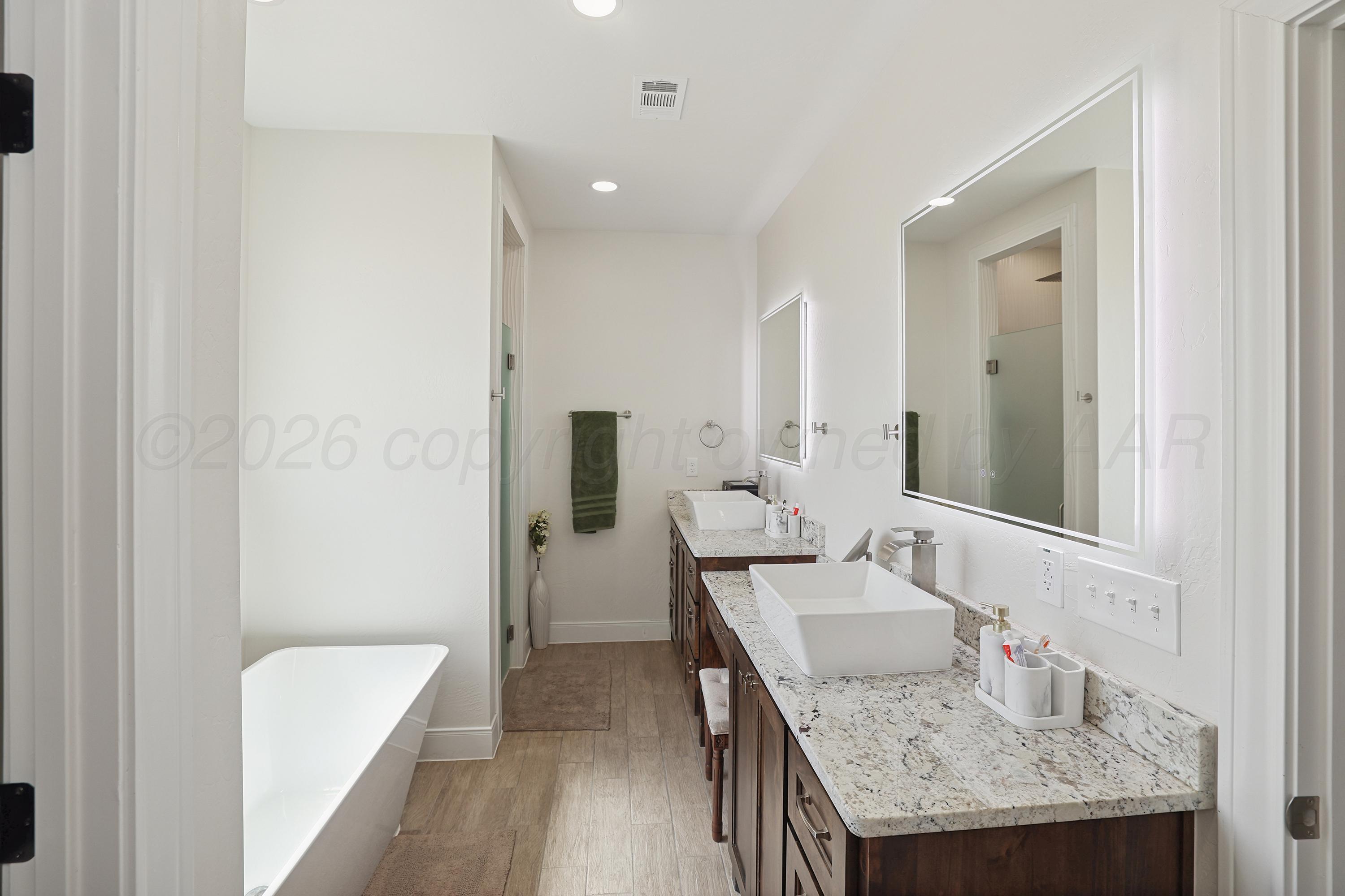 50 S Fm 2381 Property Photo 19