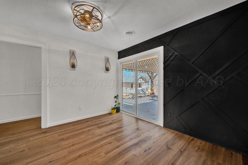 238 Hickory Street Property Photo 12