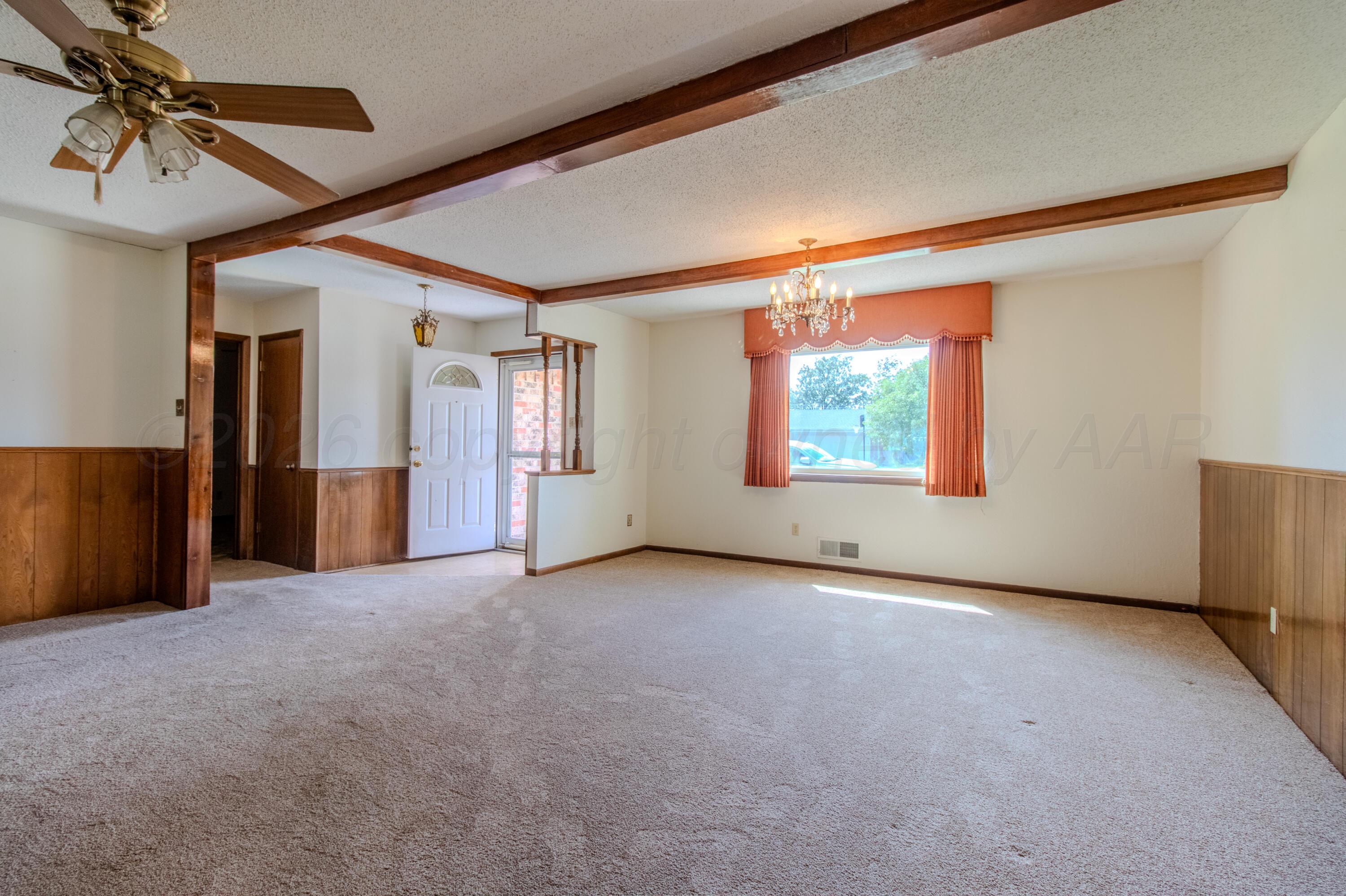 1908 Lynn Street Property Photo 5