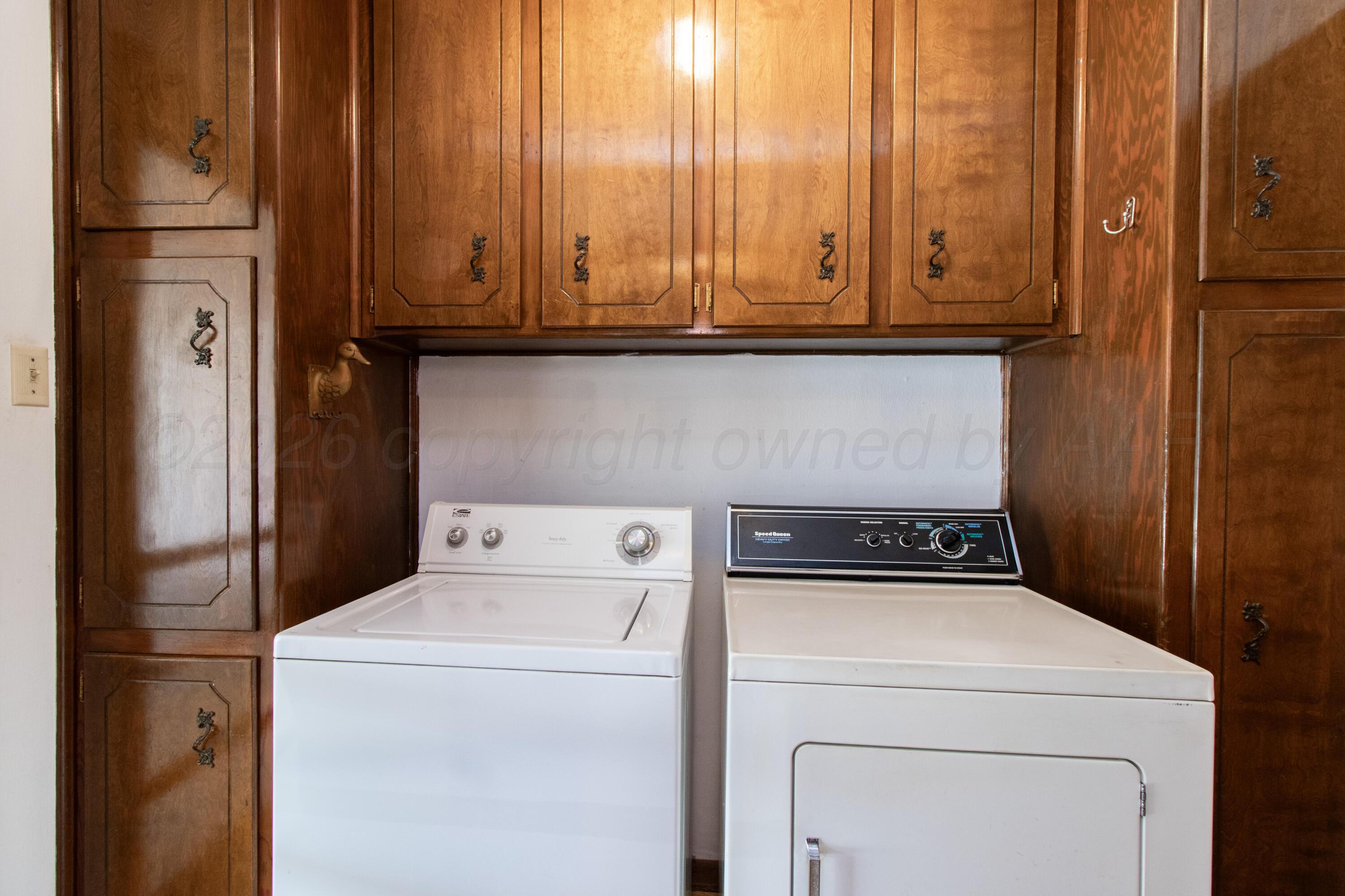 1908 Lynn Street Property Photo 10