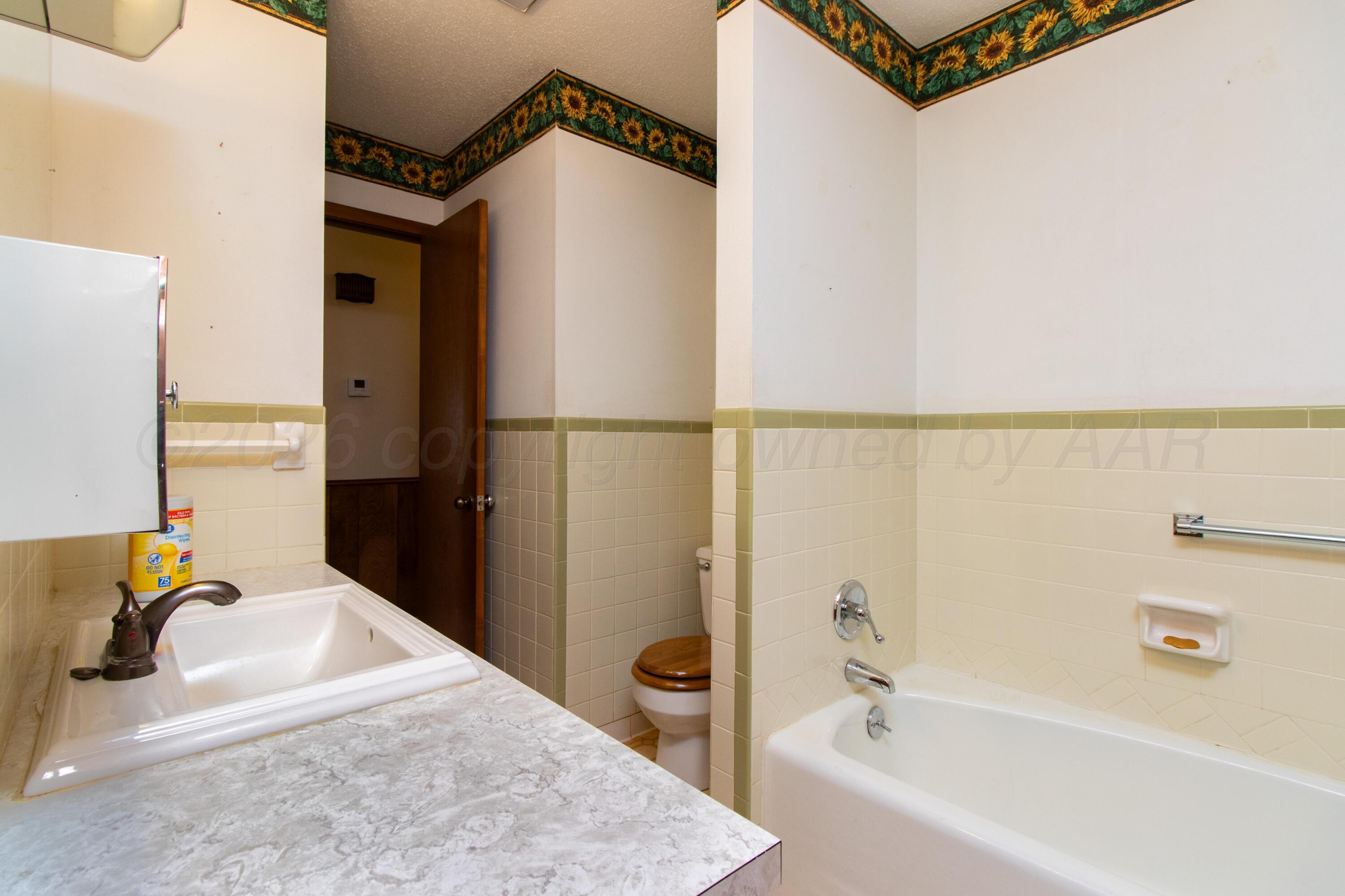 1908 Lynn Street Property Photo 21