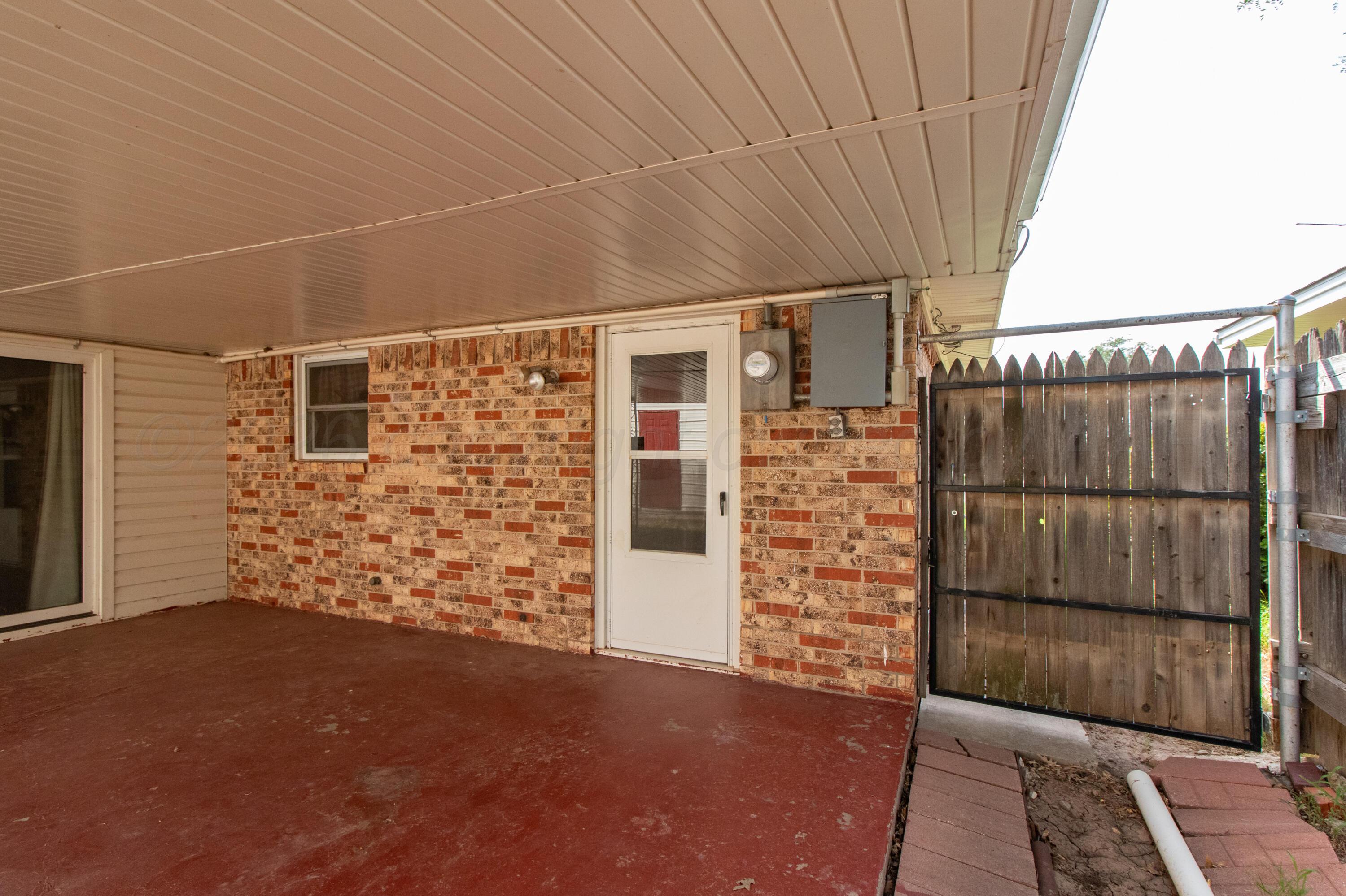 1908 Lynn Street Property Photo 31