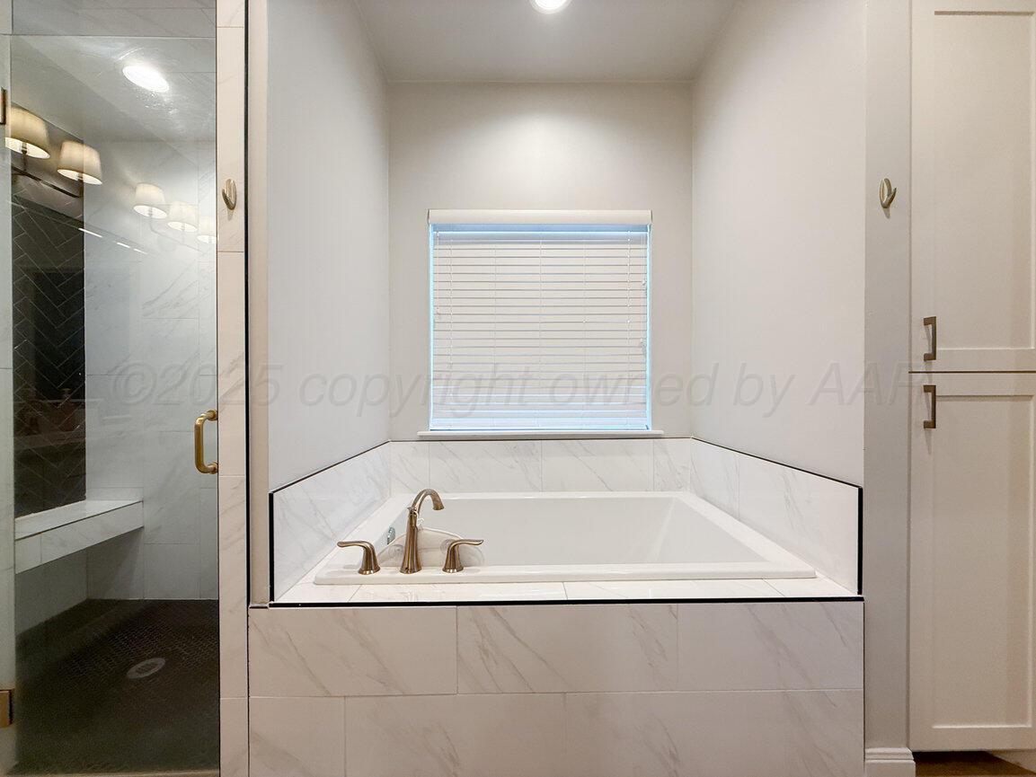 9824 Desert Willow Property Photo 31