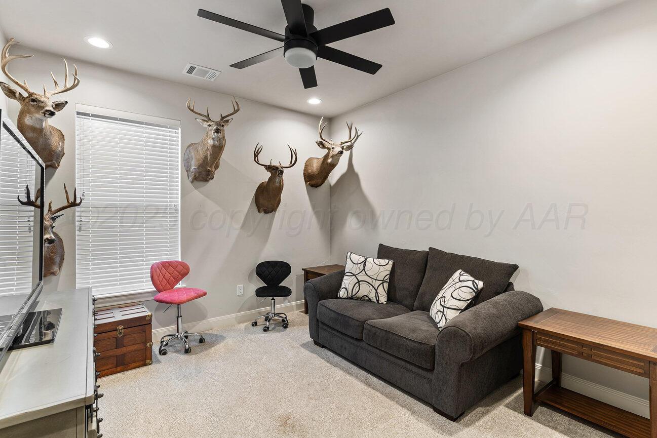 9824 Desert Willow Property Photo 44