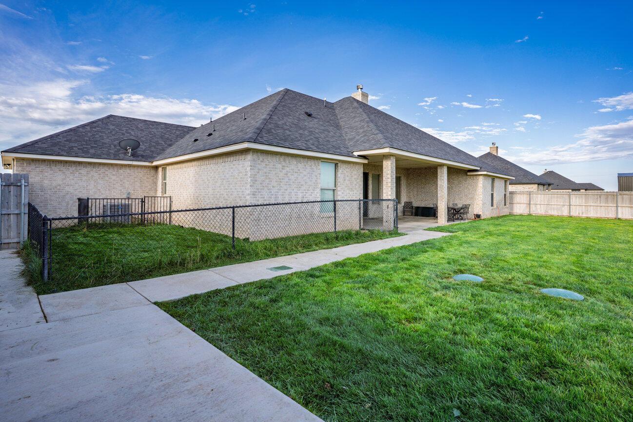 9824 Desert Willow Property Photo 52