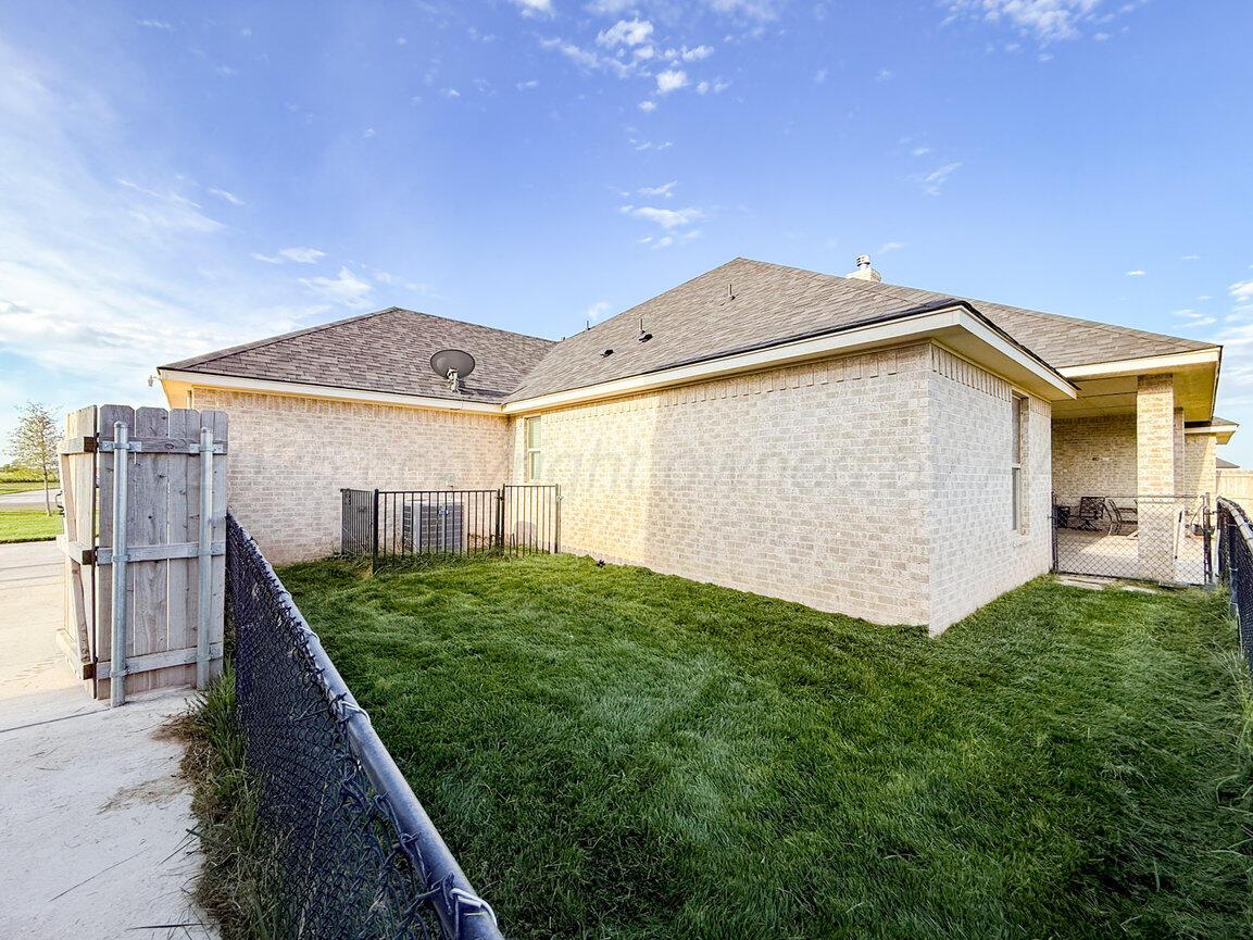 9824 Desert Willow Property Photo 56