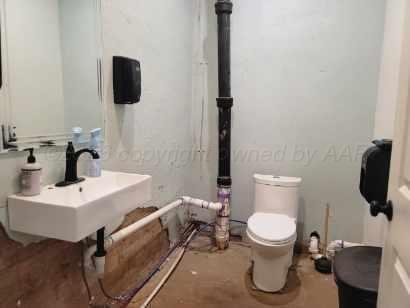 809 8th Street Property Photo 5