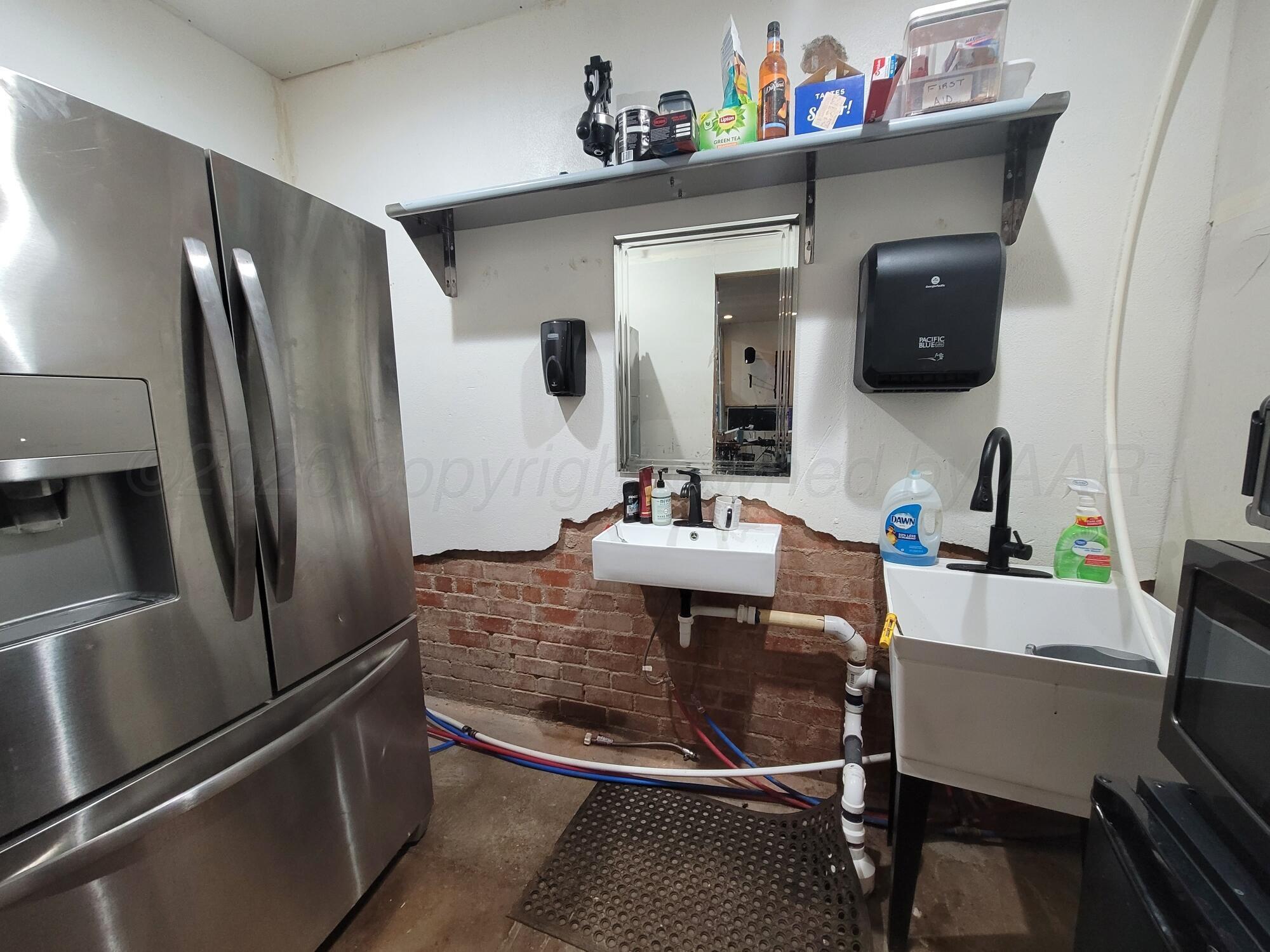 809 8th Street Property Photo 7