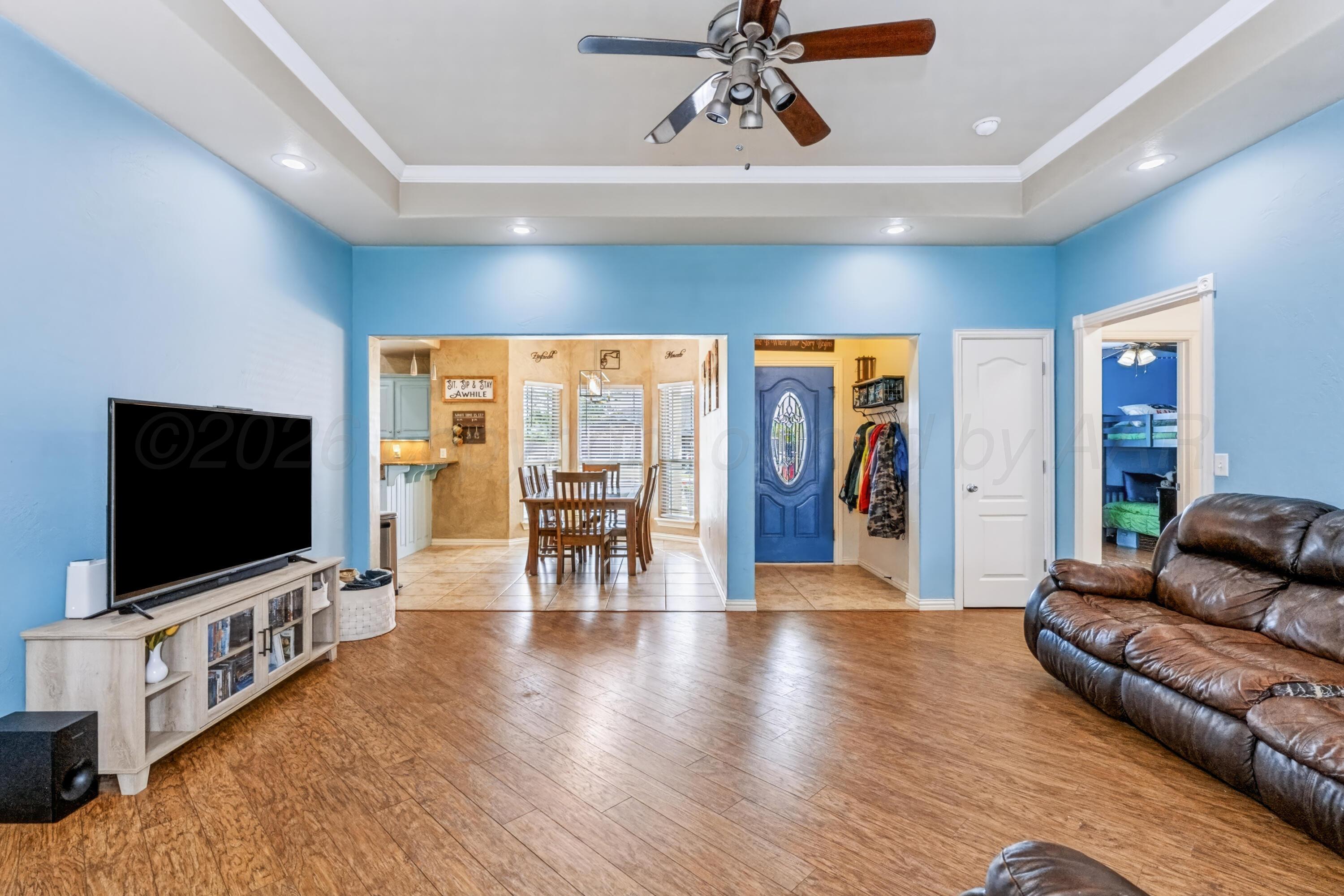 5805 S Bowie Street Property Photo 6