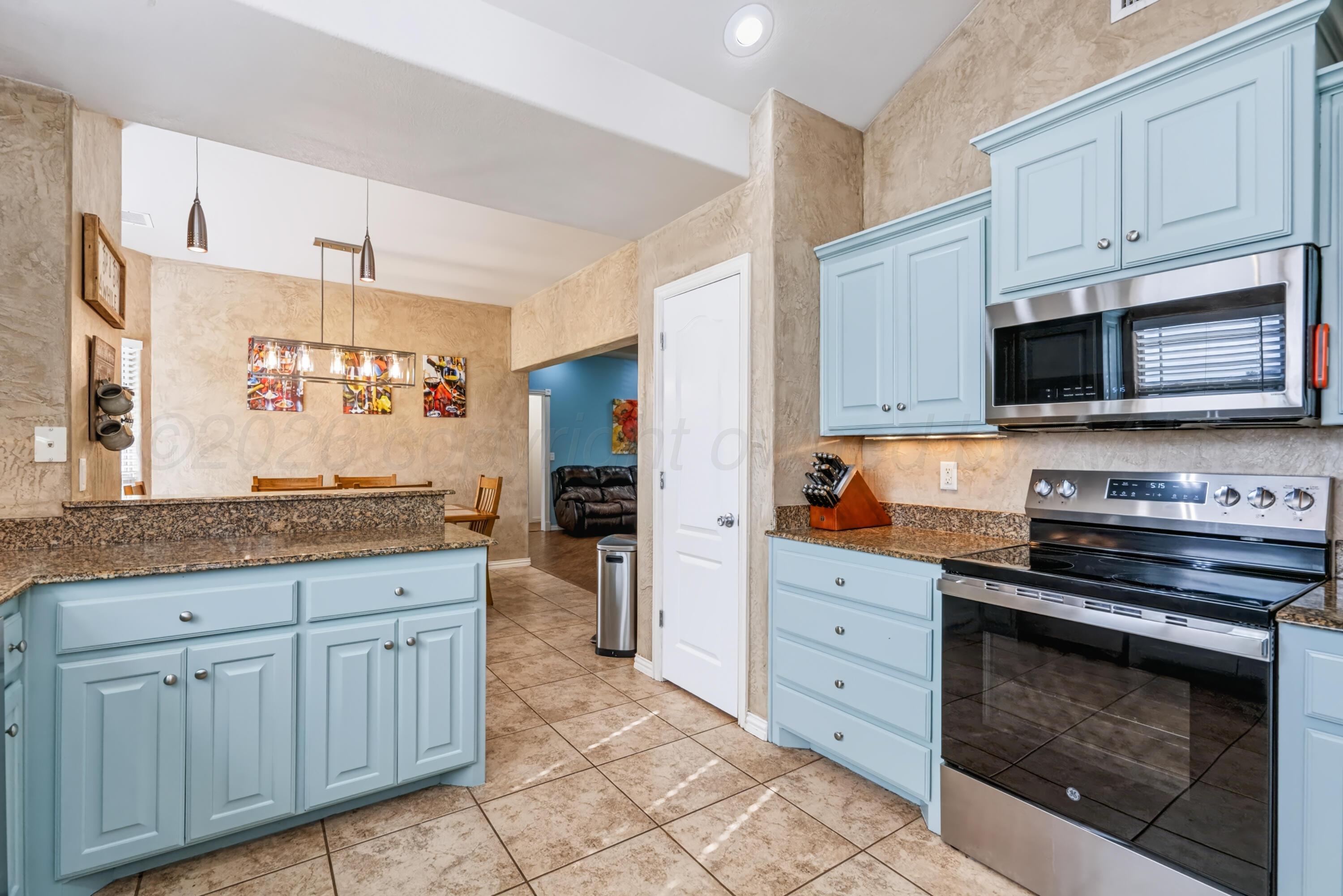 5805 S Bowie Street Property Photo 10
