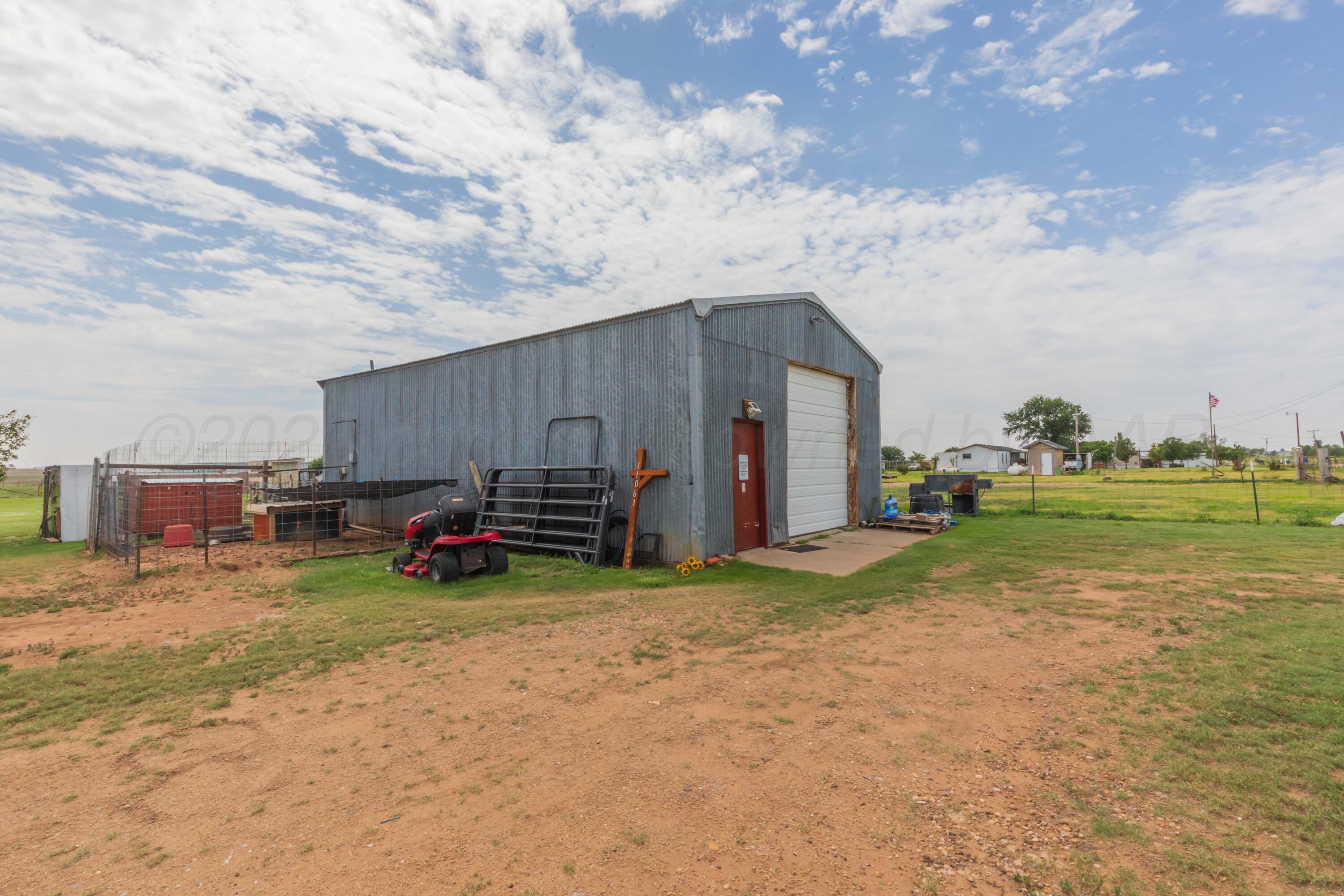 11061 Fox Street Property Photo 1