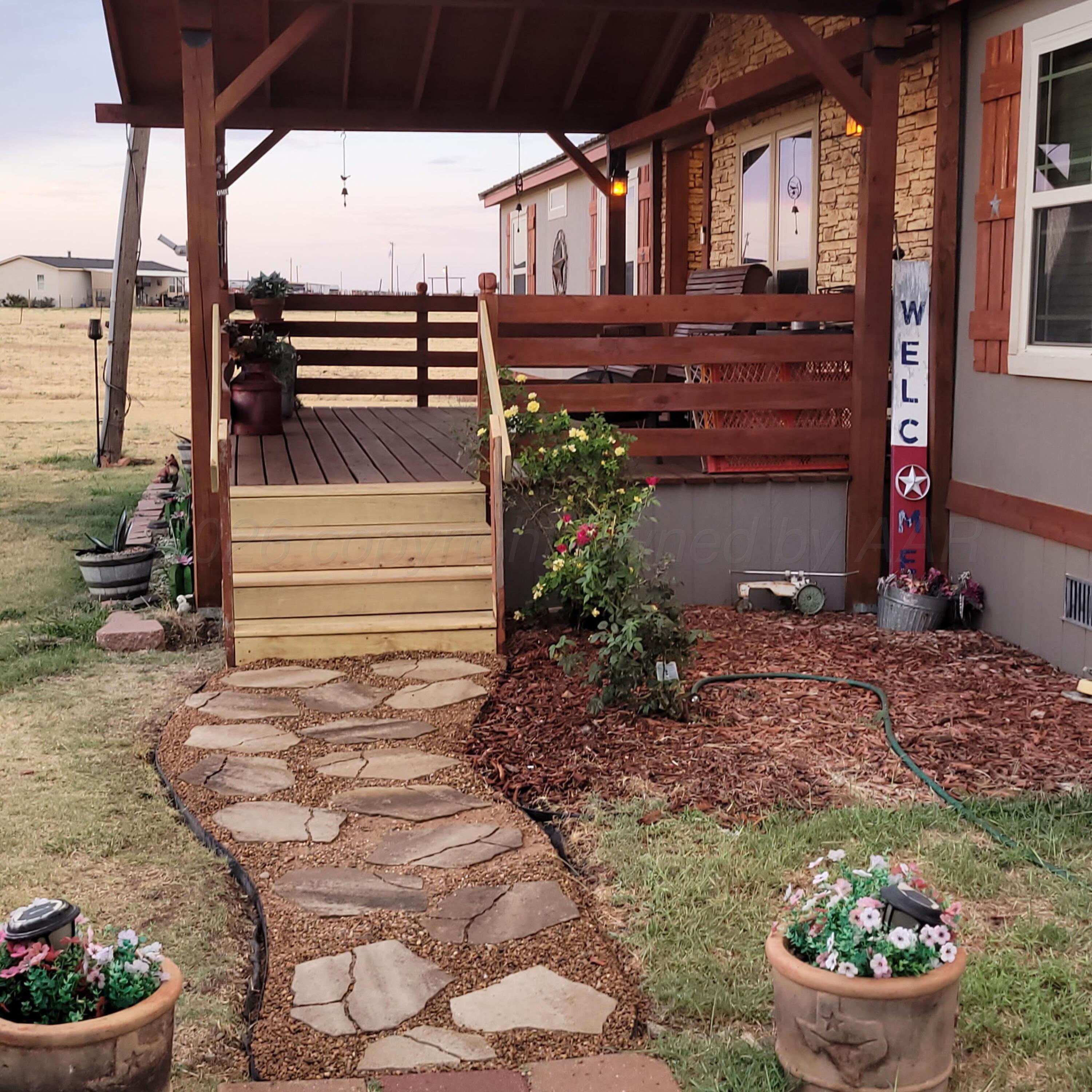 11061 Fox Street Property Photo 4