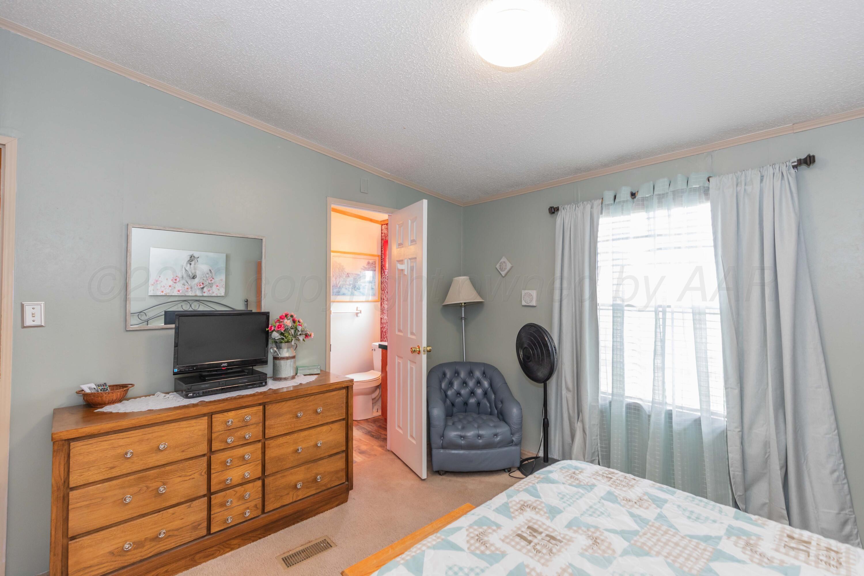 11061 Fox Street Property Photo 32