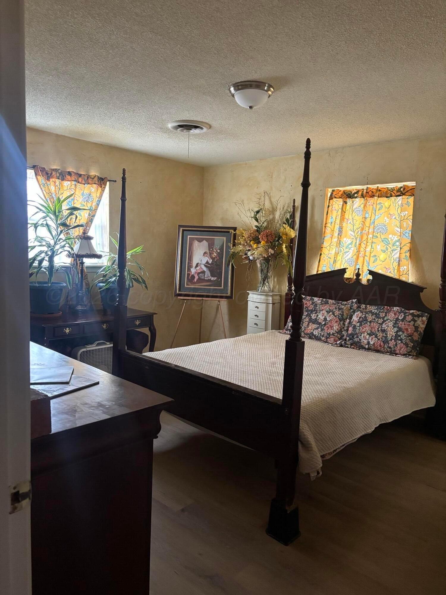 312 Arthur Street Property Photo 2