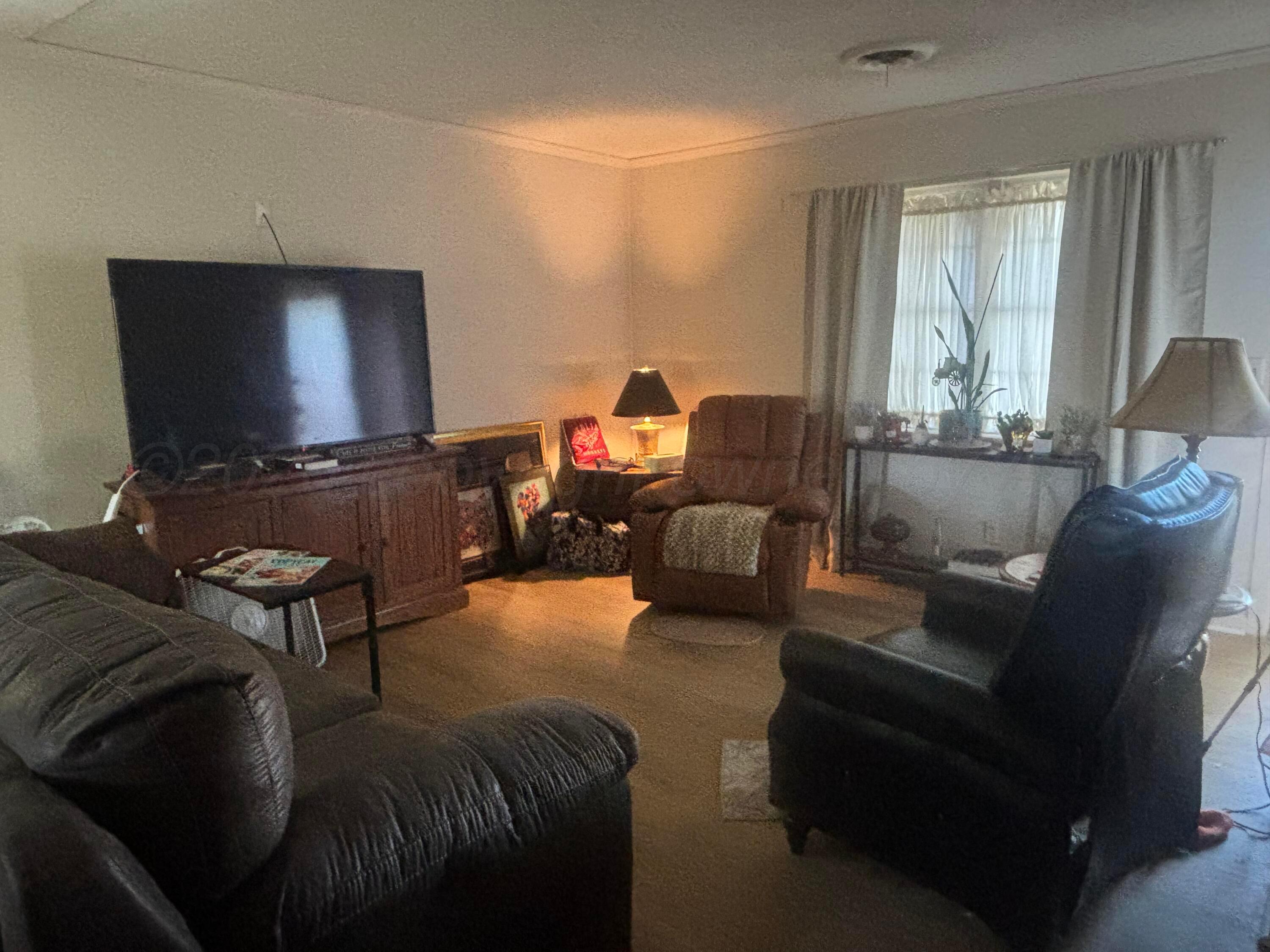 312 Arthur Street Property Photo 10
