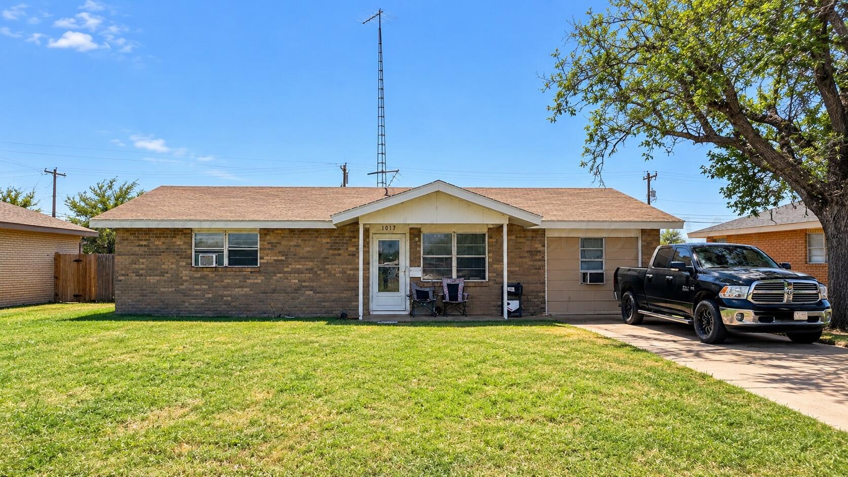 1017 Nw 9th Street Property Photo 1
