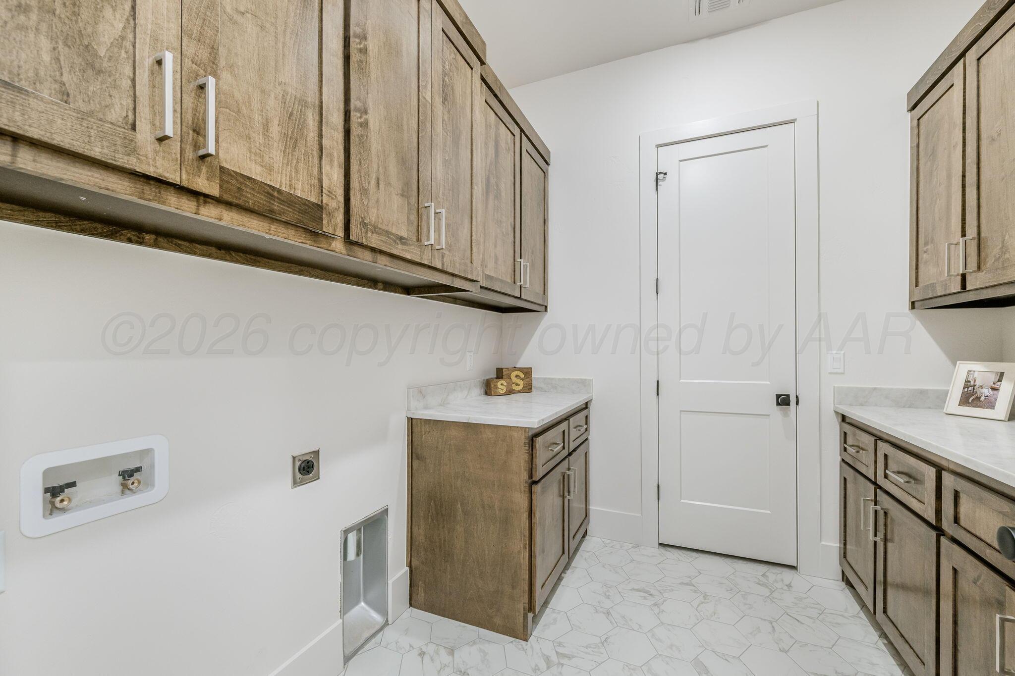 5806 Wesley Road Property Photo 11