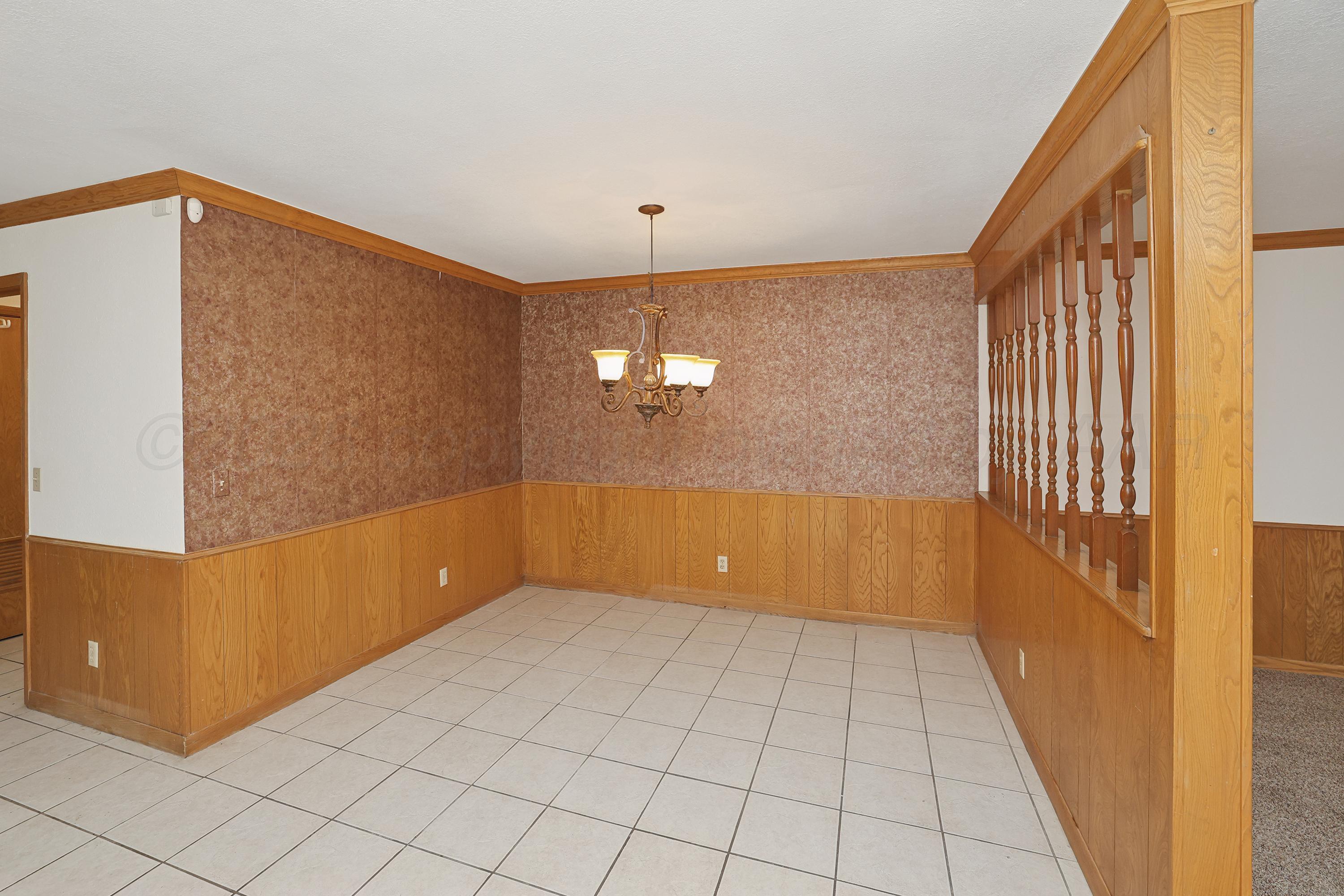 704 Phillips Drive Property Photo 11
