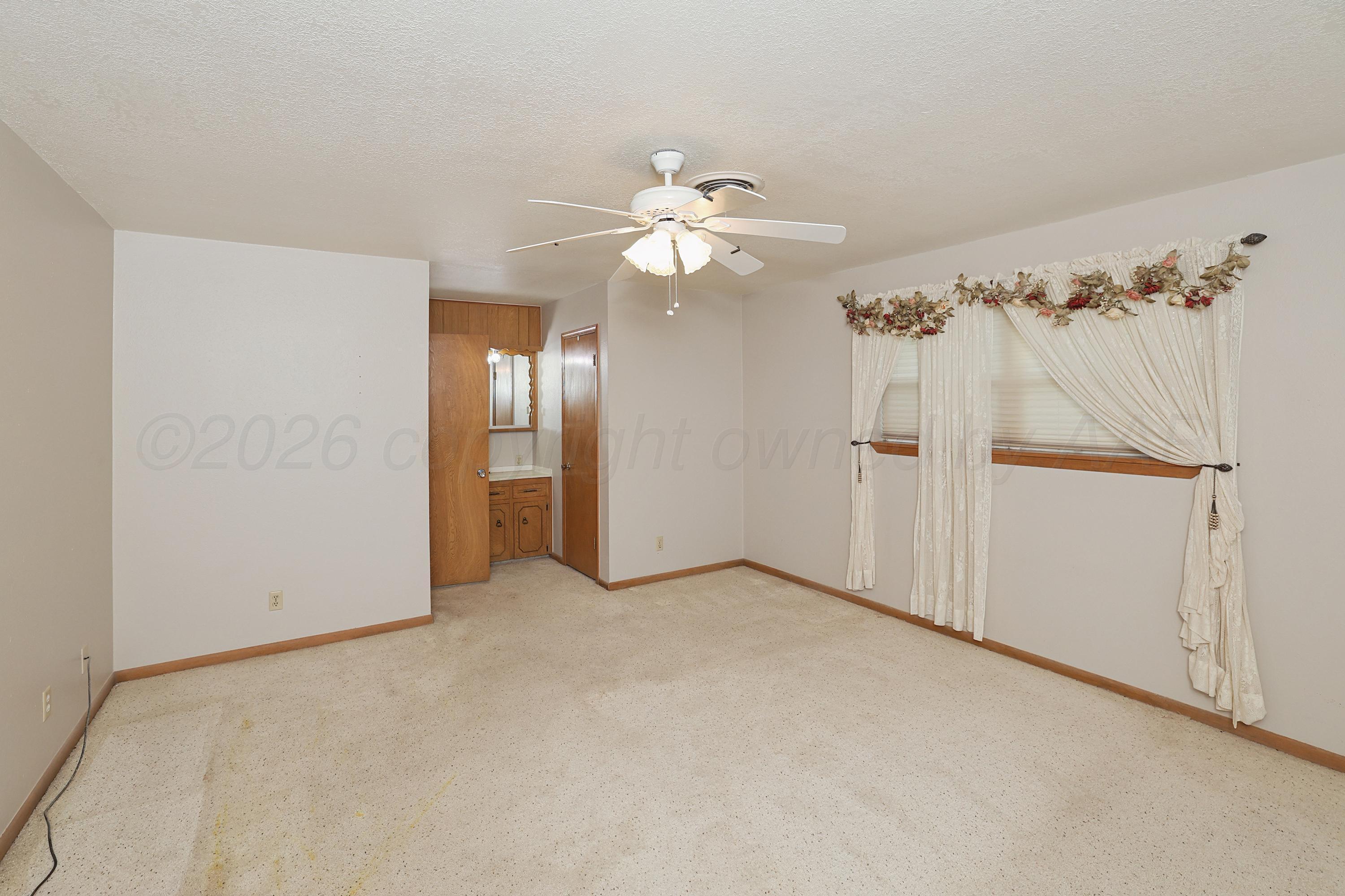 704 Phillips Drive Property Photo 18