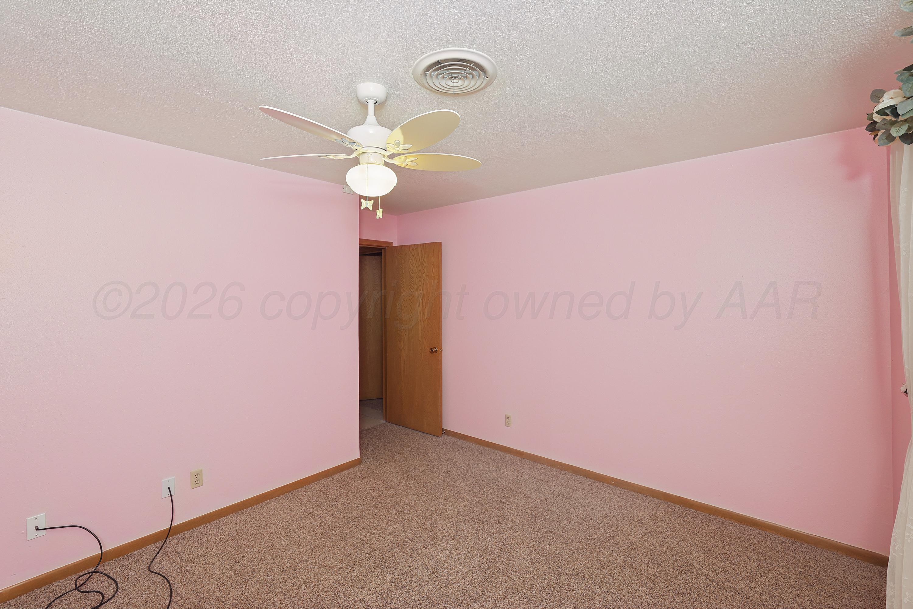 704 Phillips Drive Property Photo 24