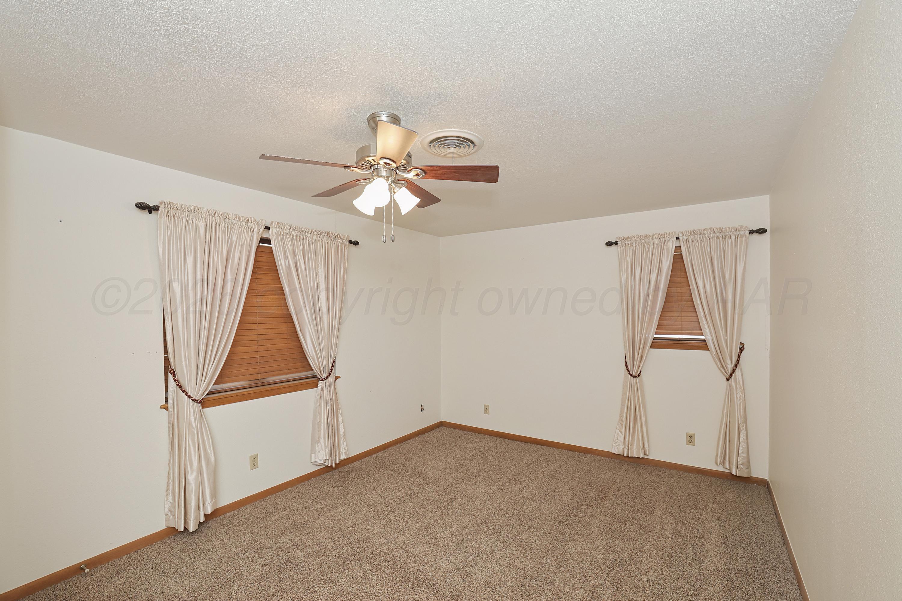 704 Phillips Drive Property Photo 25