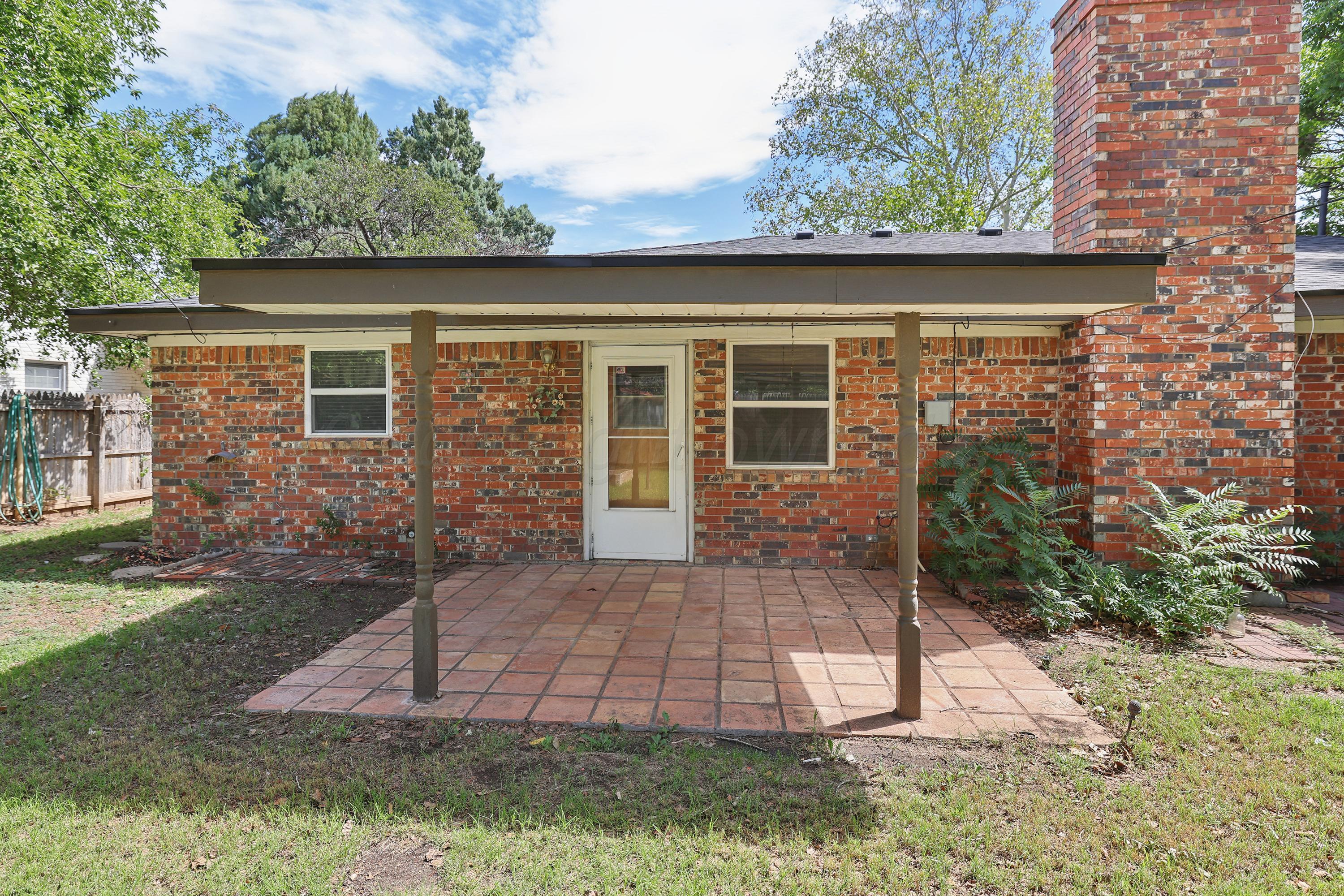 704 Phillips Drive Property Photo 33