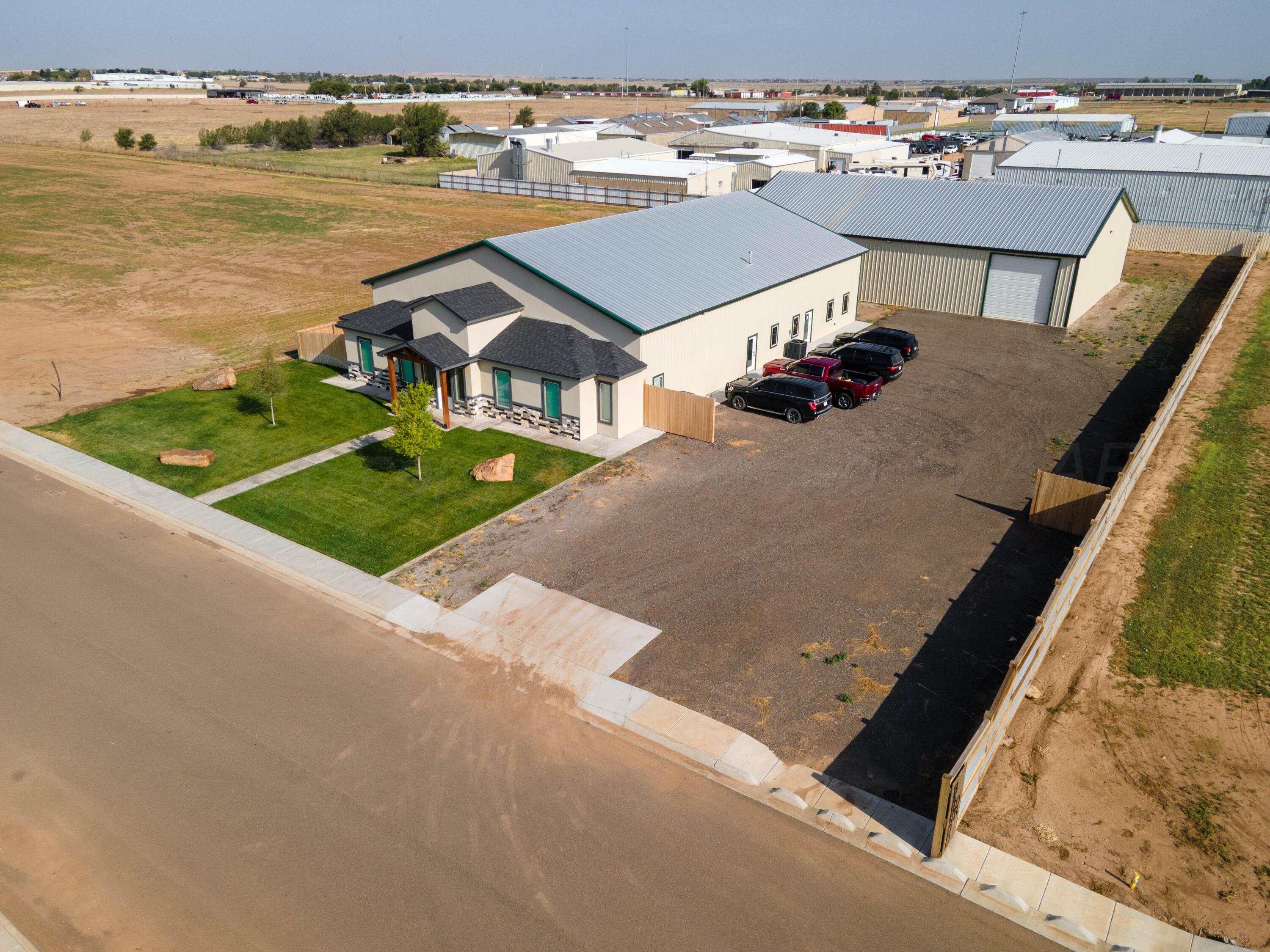 2 Barndo Drive Property Photo 1