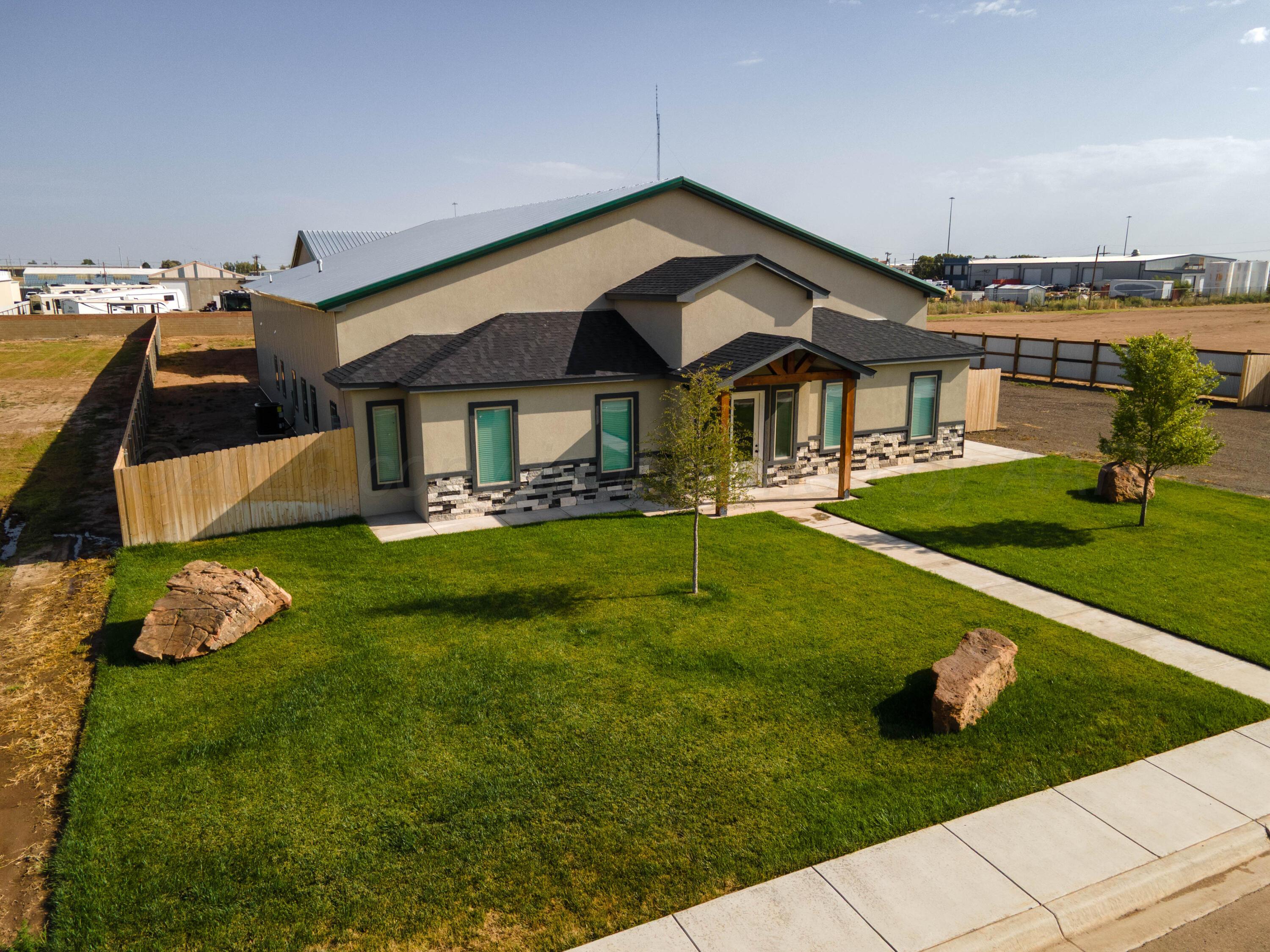 2 Barndo Drive Property Photo 6