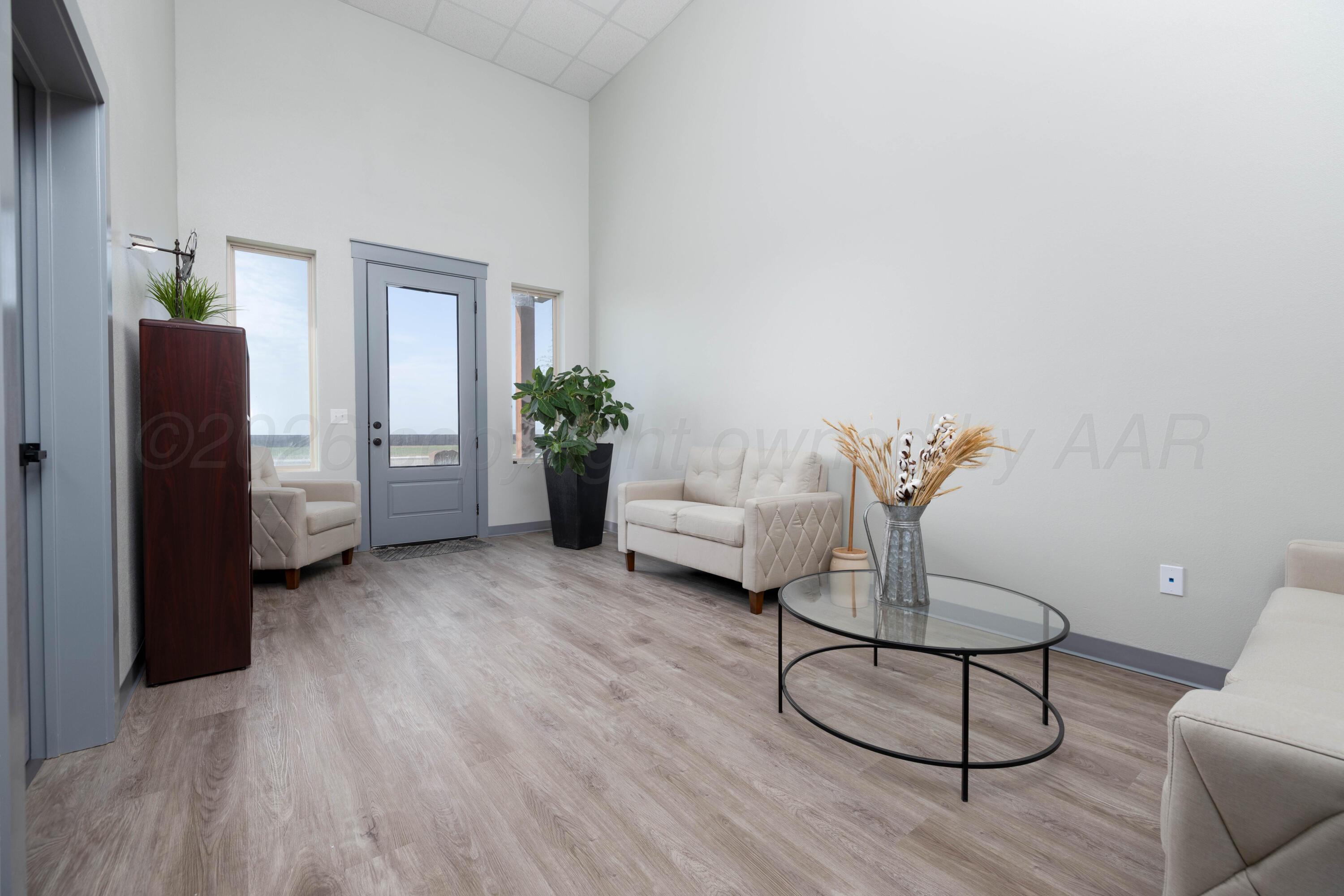 2 Barndo Drive Property Photo 14