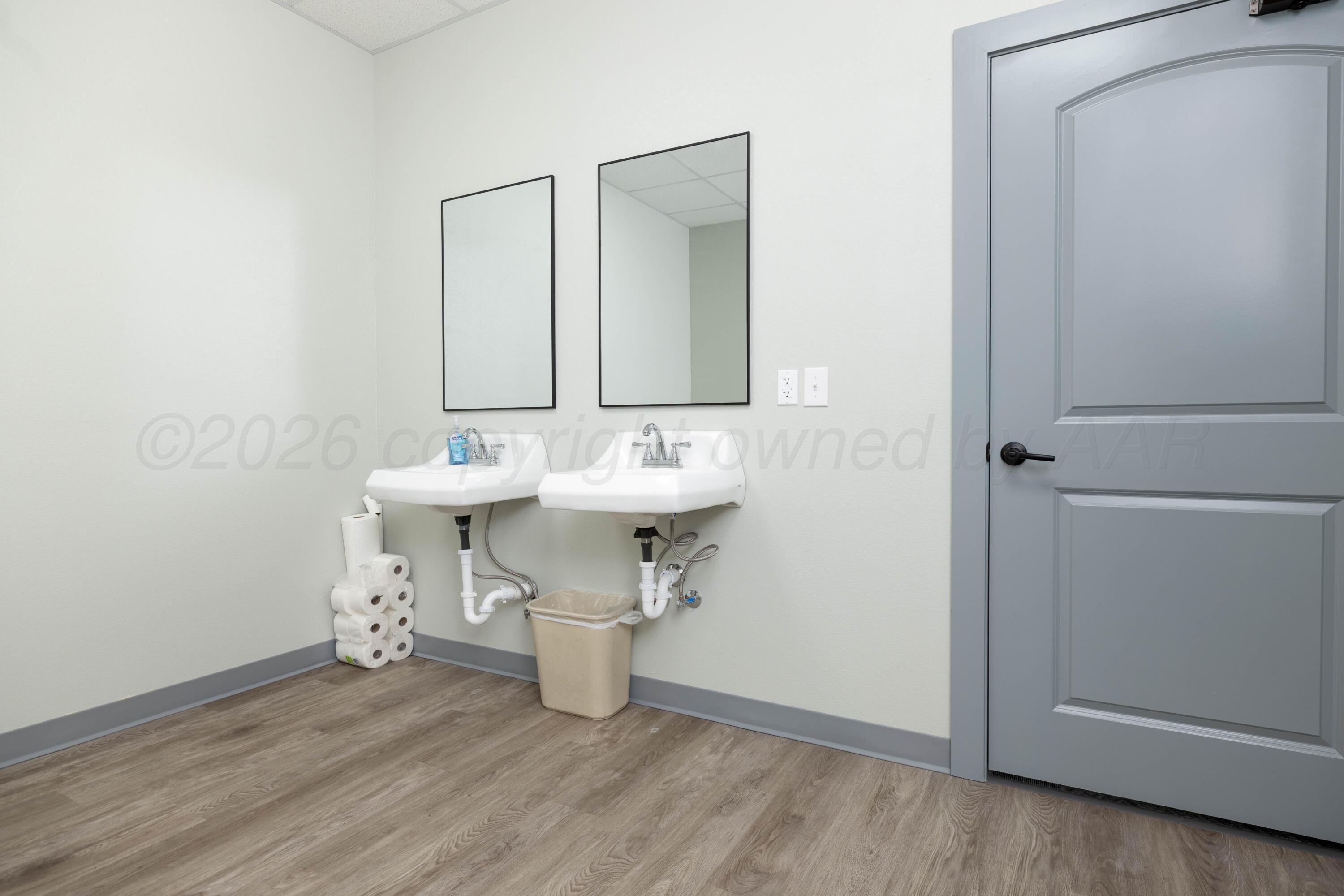 2 Barndo Drive Property Photo 30