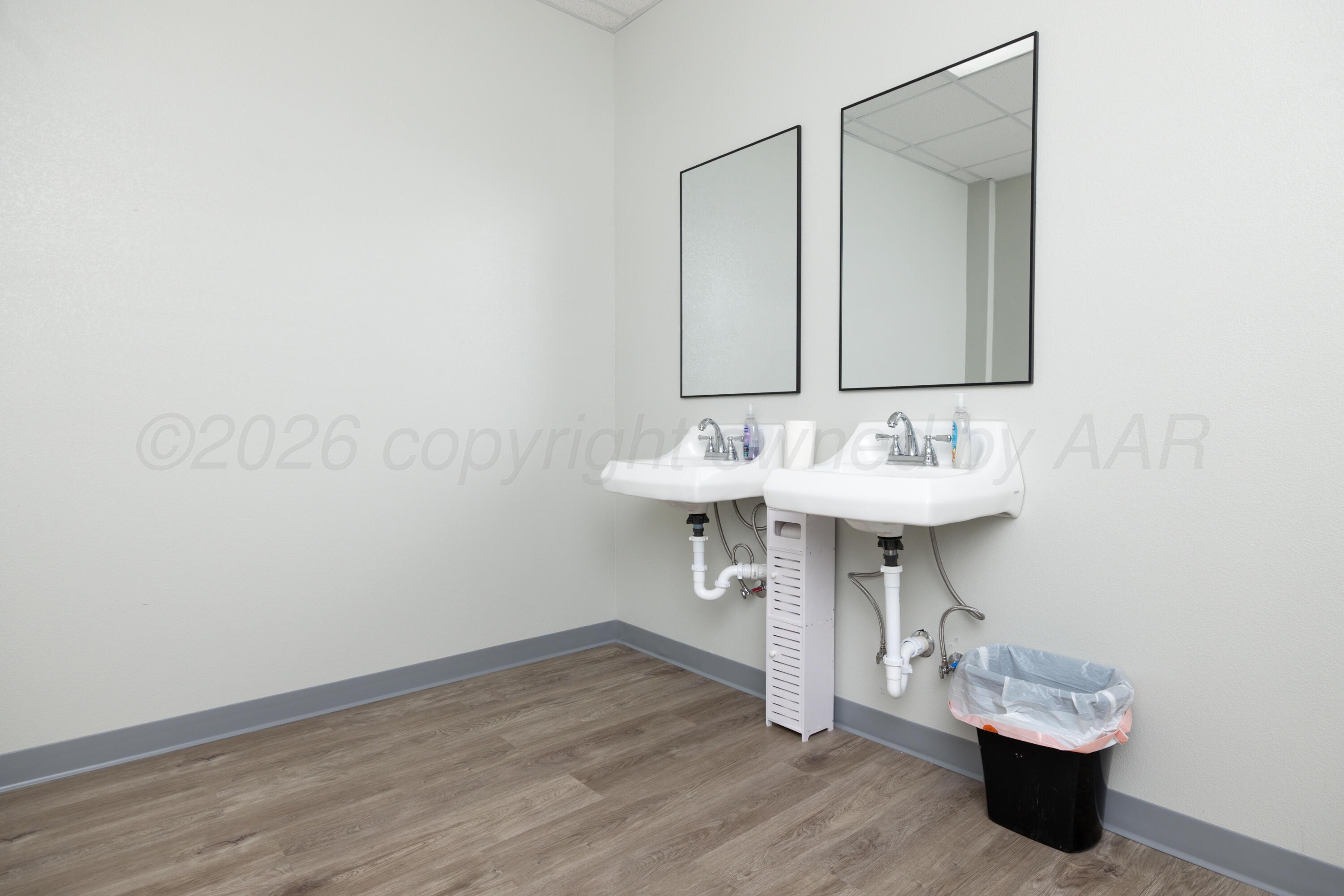2 Barndo Drive Property Photo 32