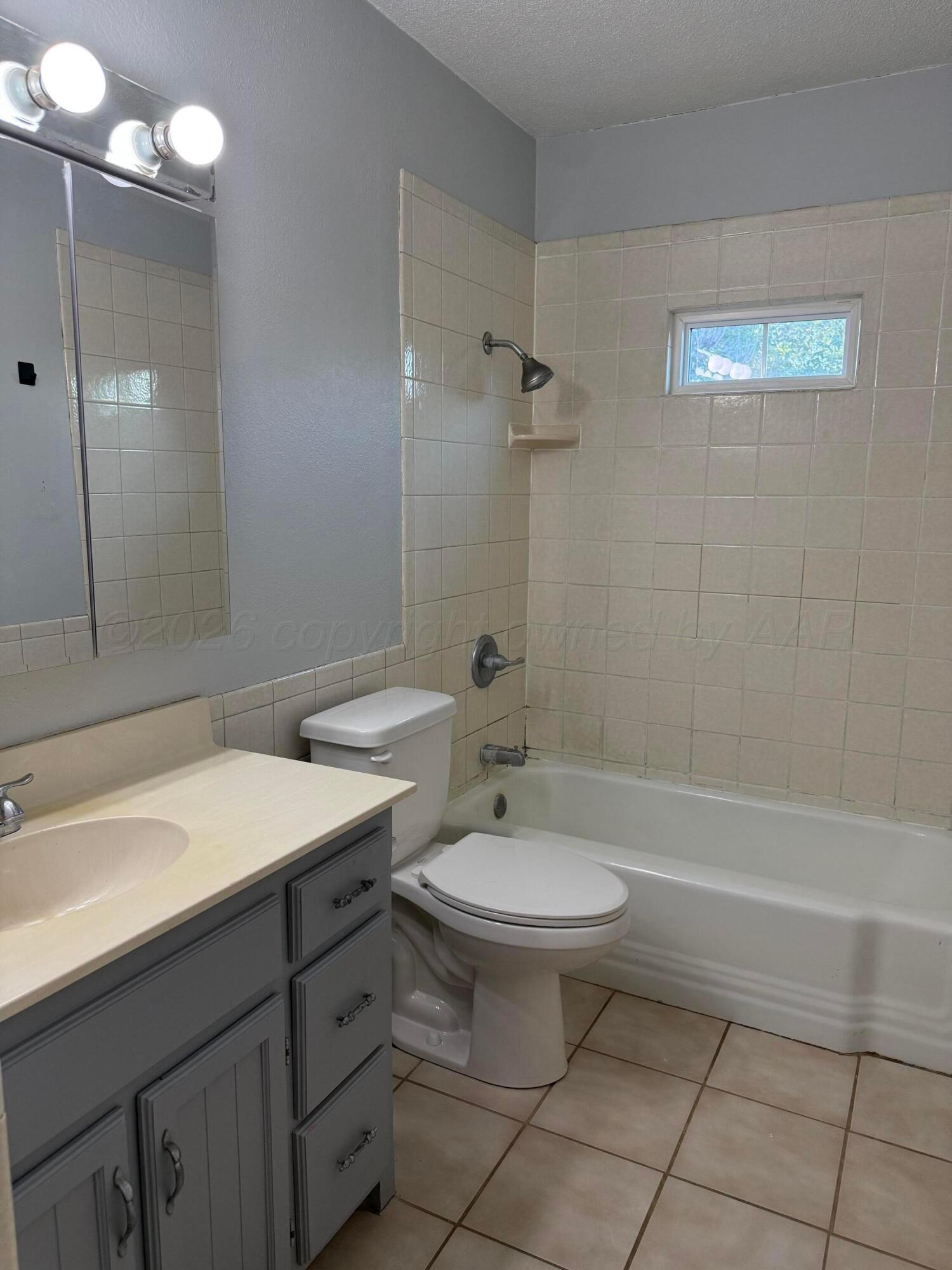 4808 Se 28th Avenue Property Photo 8