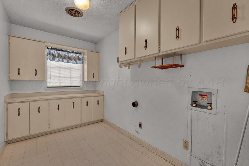 4428 Kingston Road Property Photo 18
