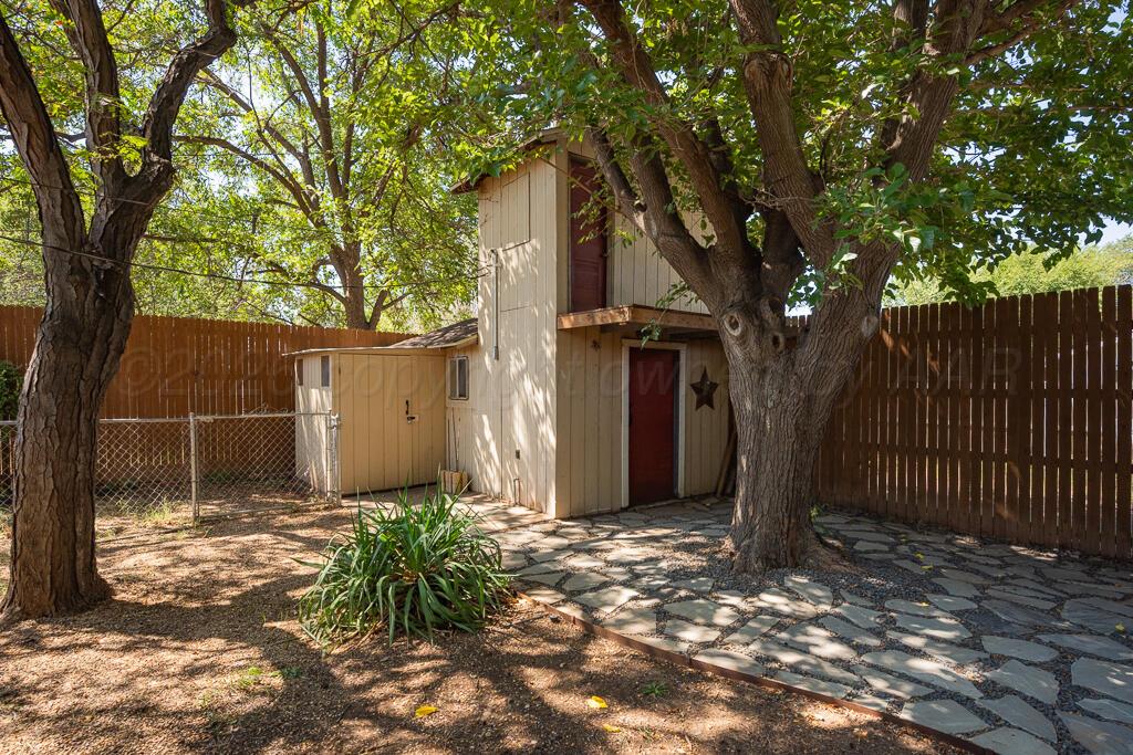 4428 Kingston Road Property Photo 24