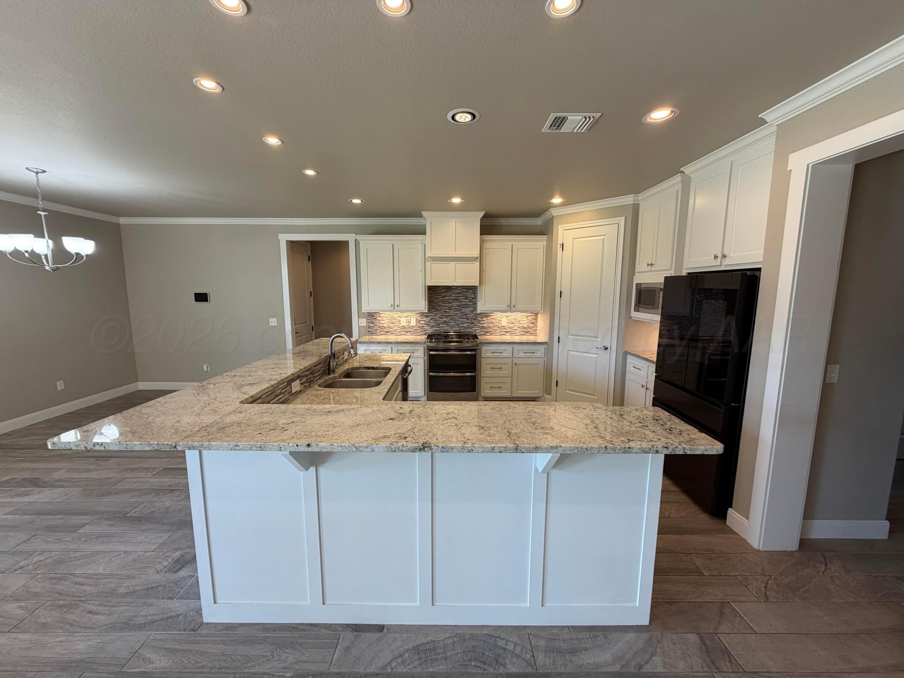 6502 Isabella Drive Property Photo 12