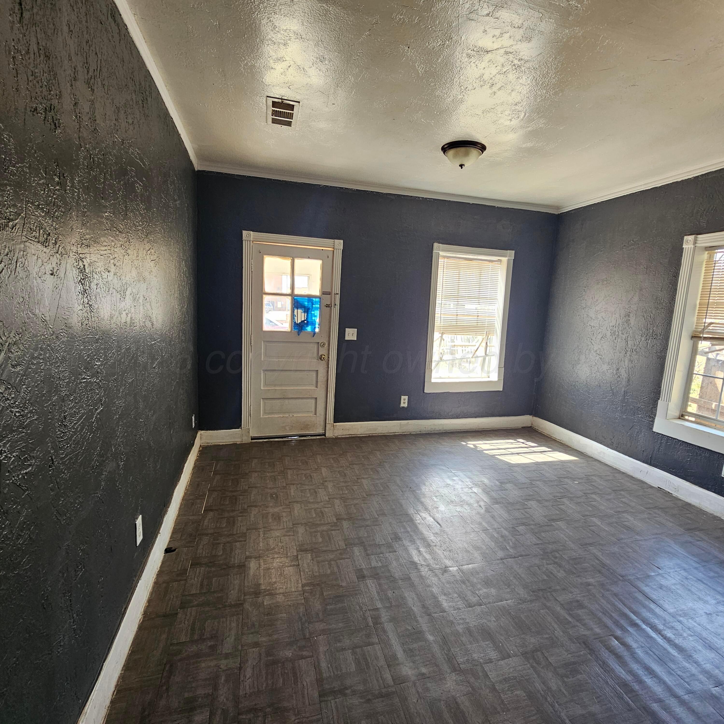 707 4th Avenue Property Photo 2