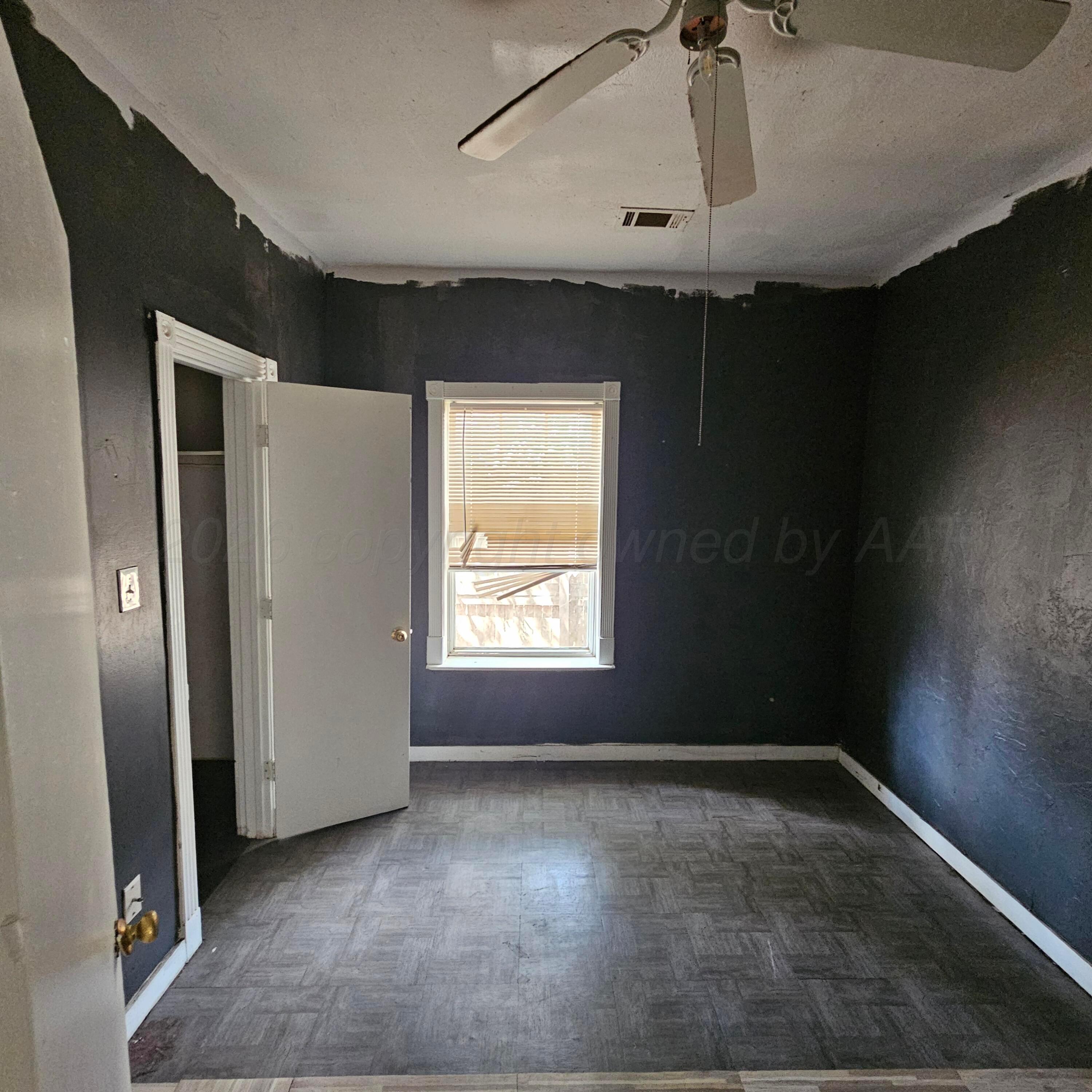 707 4th Avenue Property Photo 7