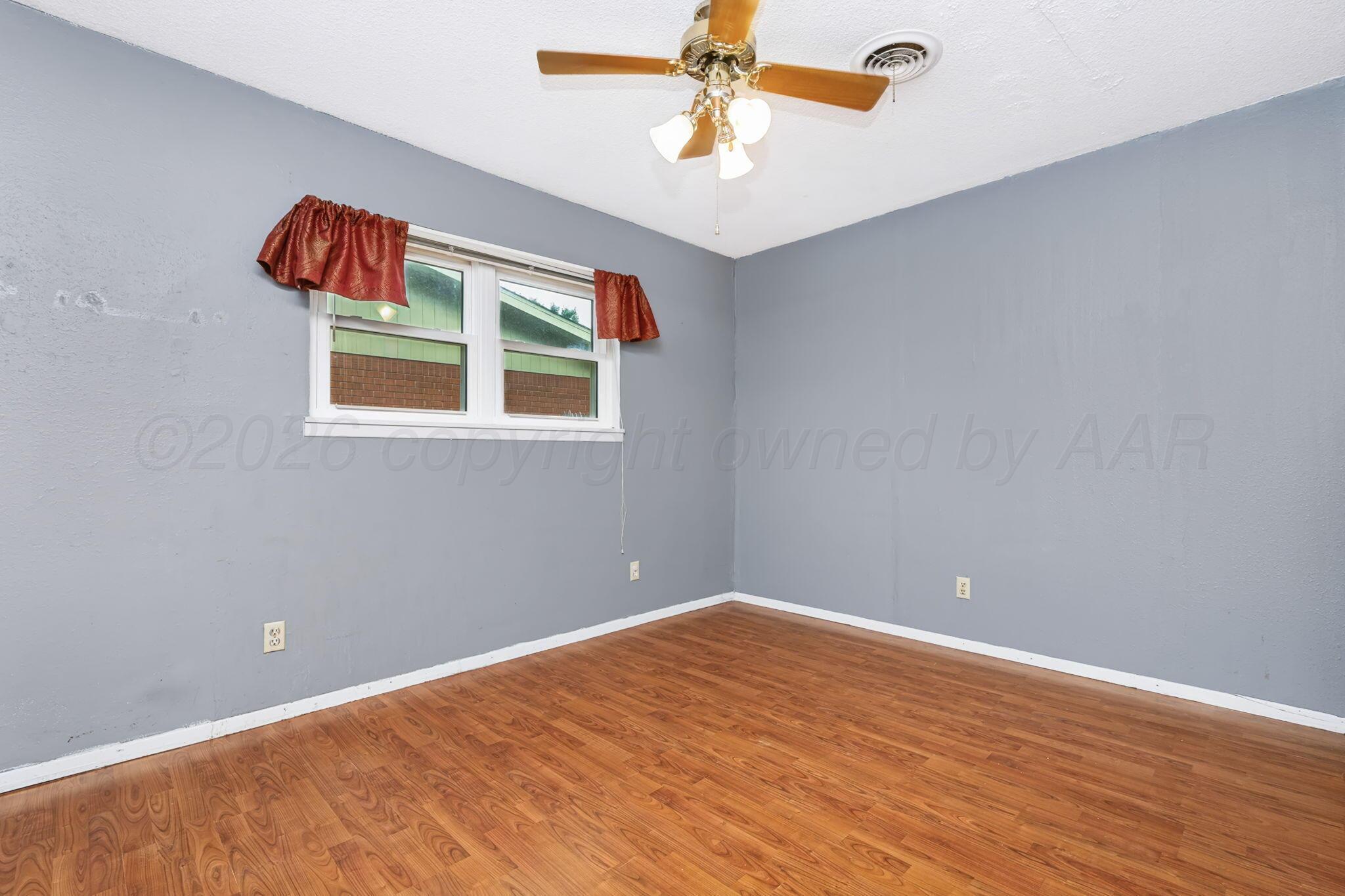 5013 Sw 57th Avenue Property Photo 16