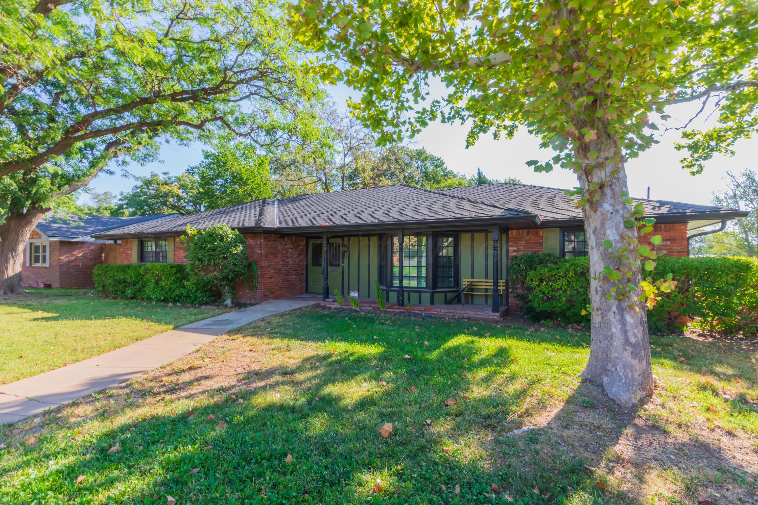 2319 Hancock Street Property Photo 4