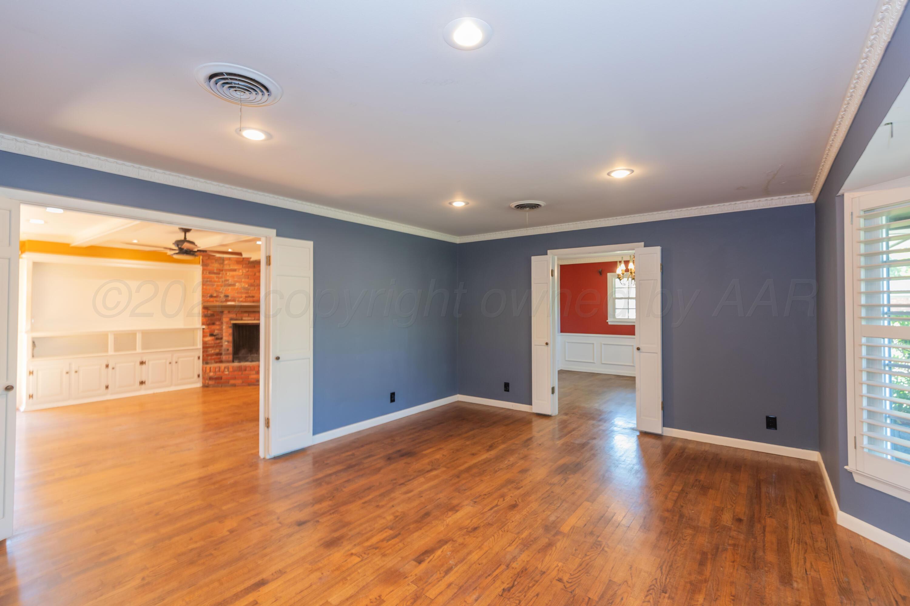 2319 Hancock Street Property Photo 7