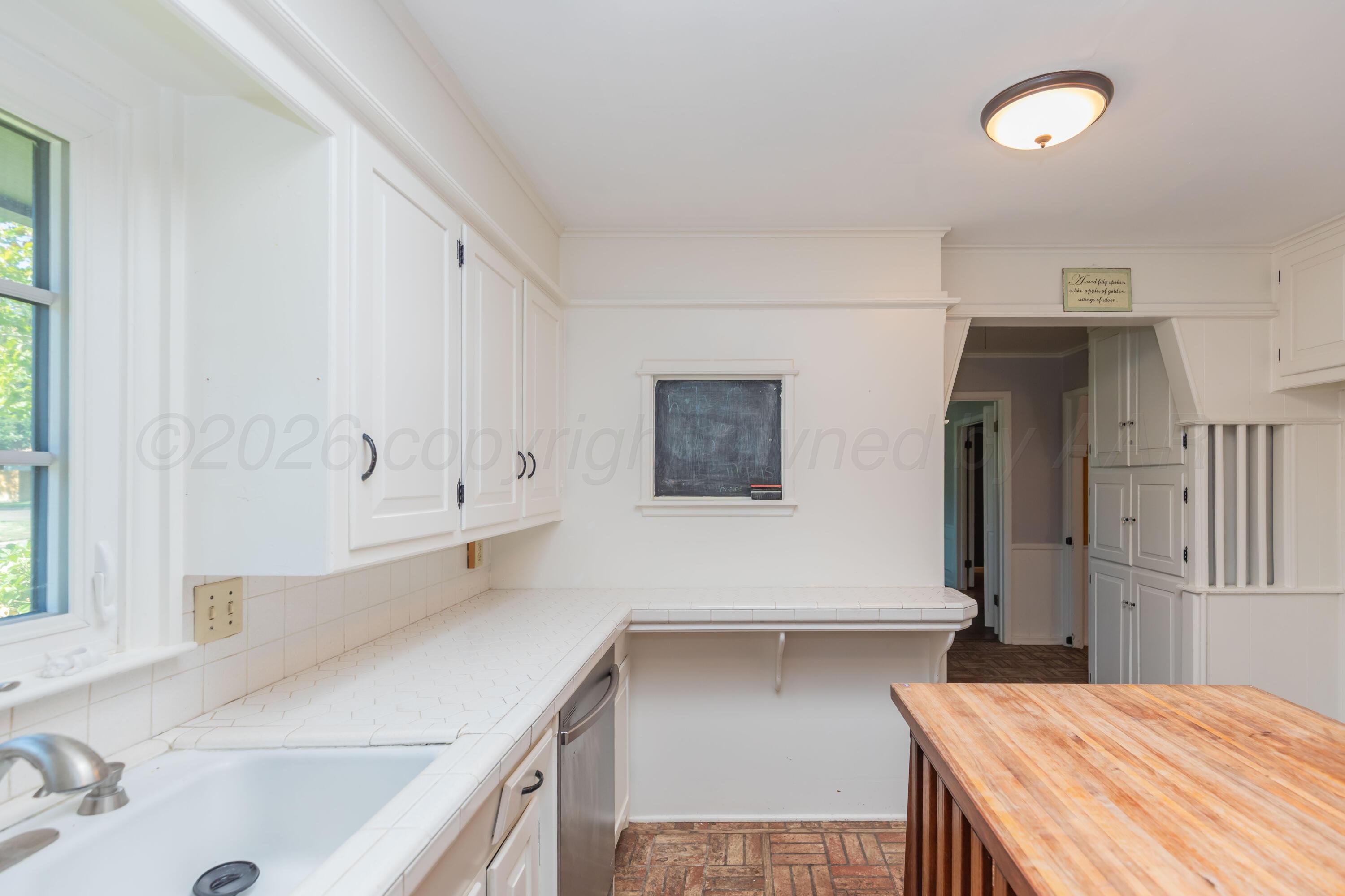 2319 Hancock Street Property Photo 23