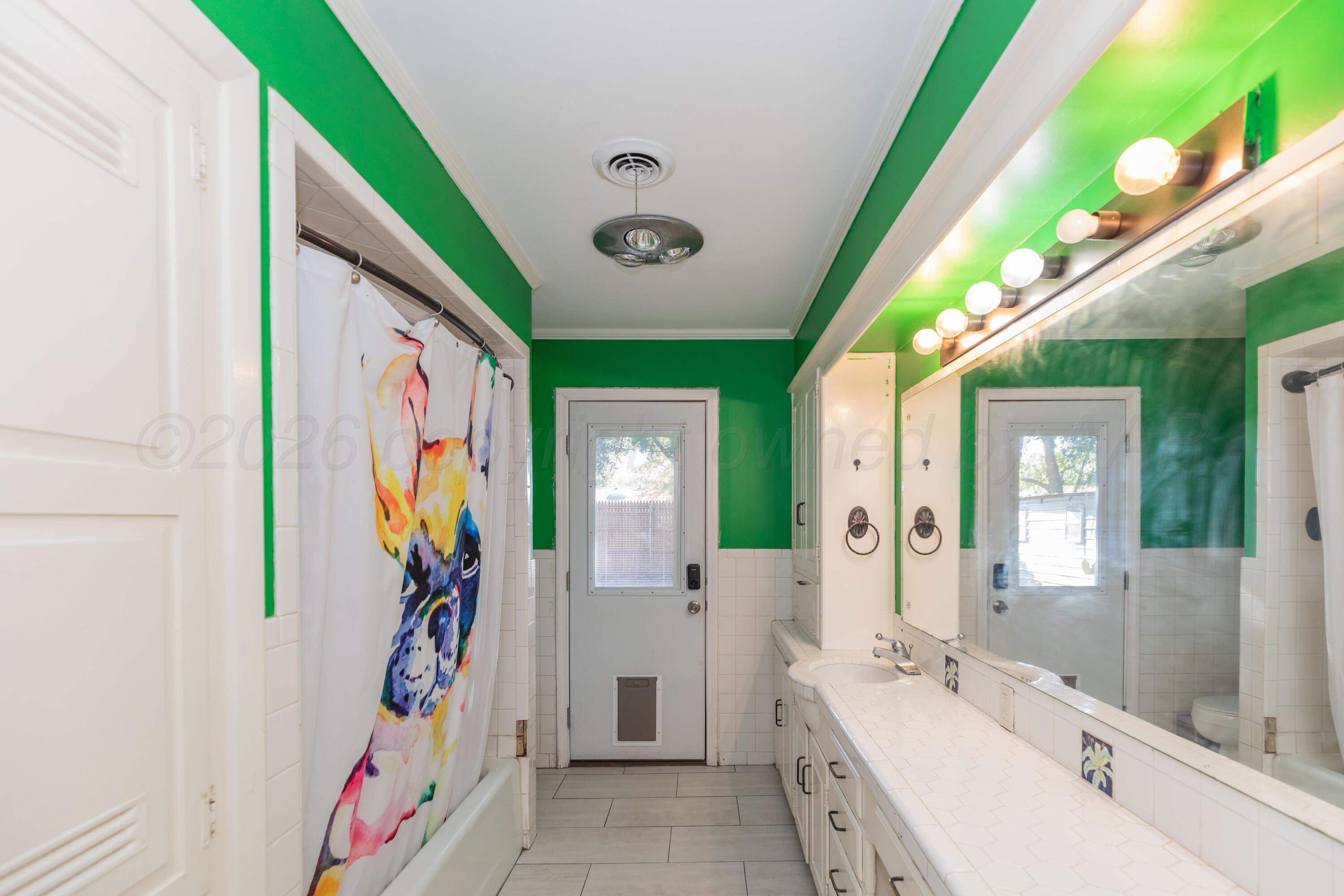 2319 Hancock Street Property Photo 29