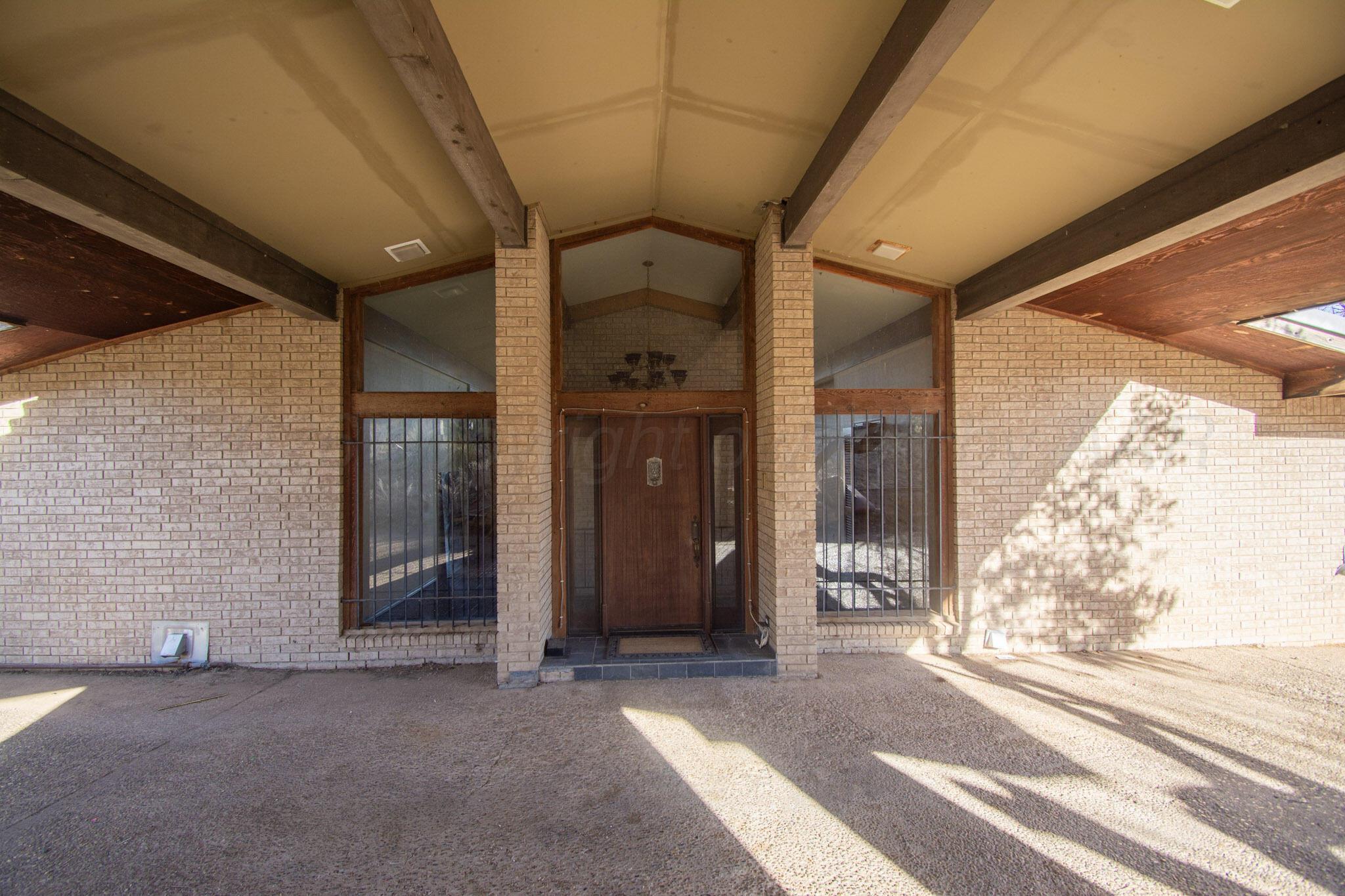 4 Windsor Road Property Photo 2