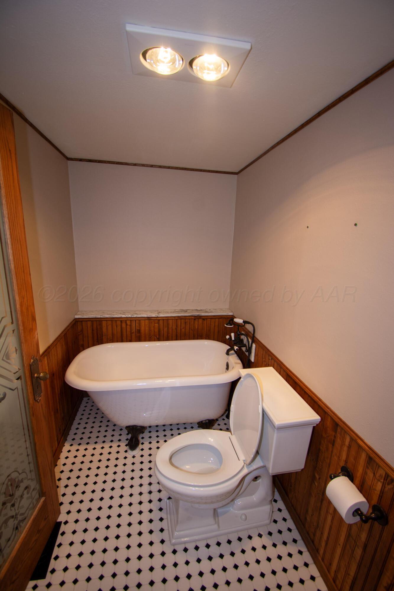 4 Windsor Road Property Photo 17