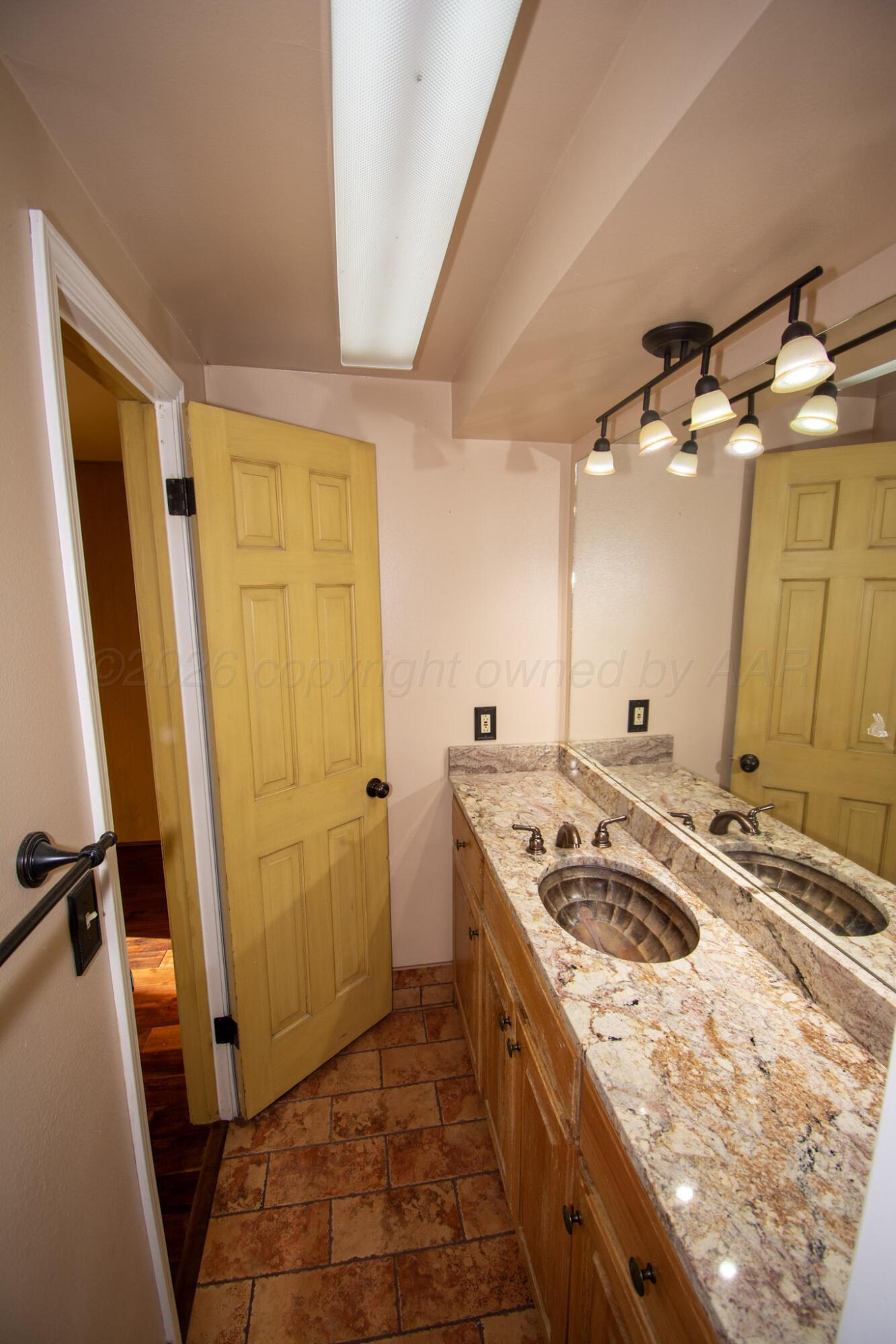 4 Windsor Road Property Photo 23