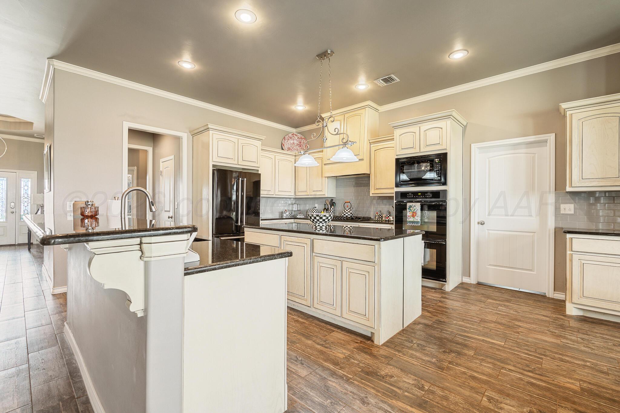 17800 Star Gazer Property Photo 13