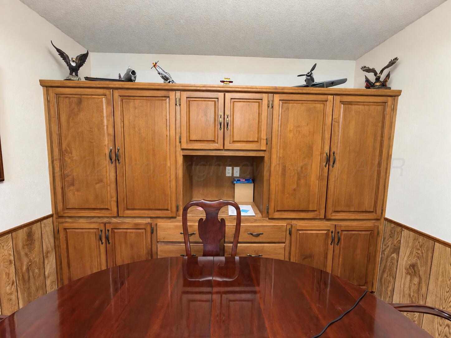 1808 N Christy Street Property Photo 10