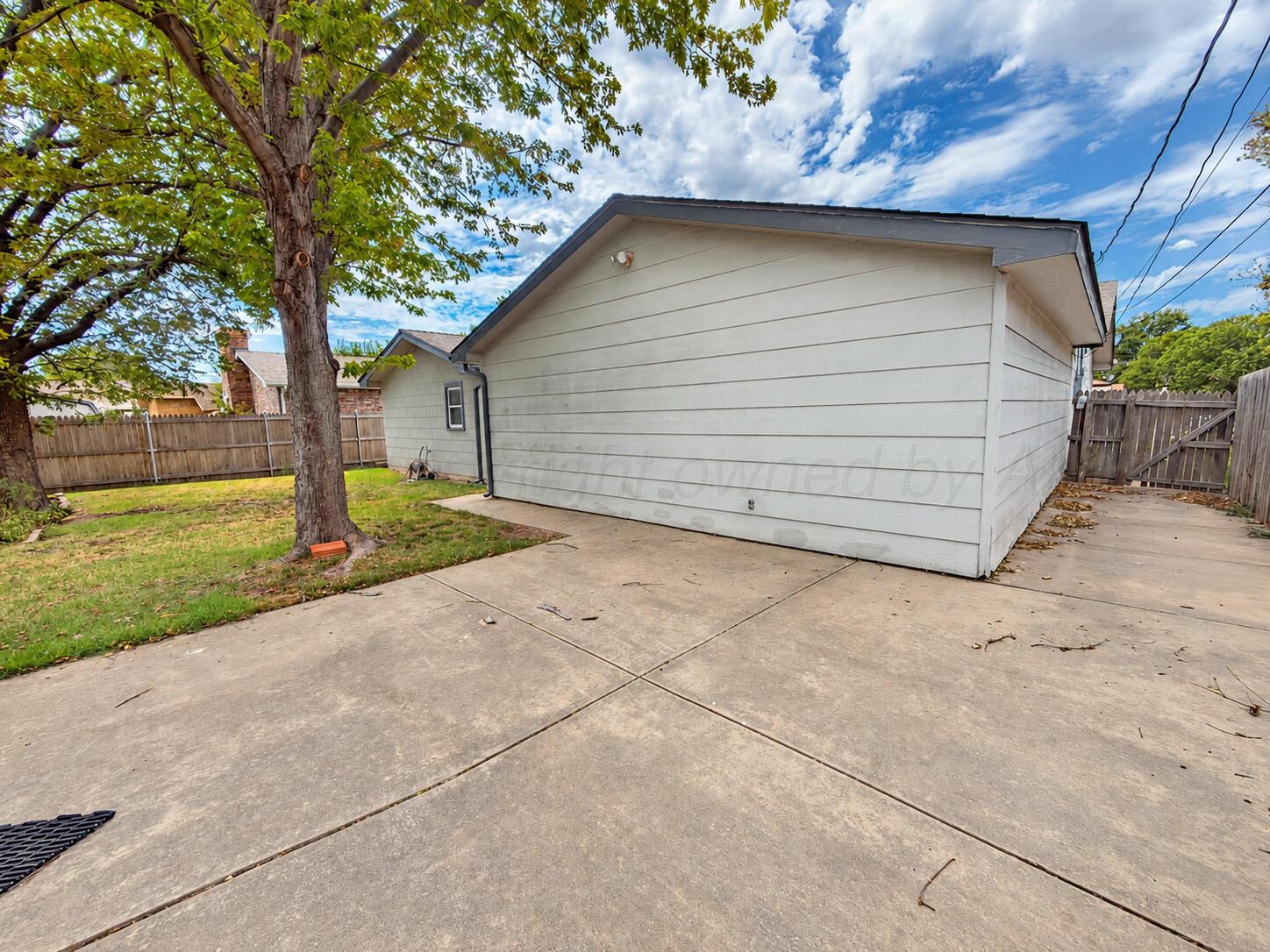 1808 N Christy Street Property Photo 27