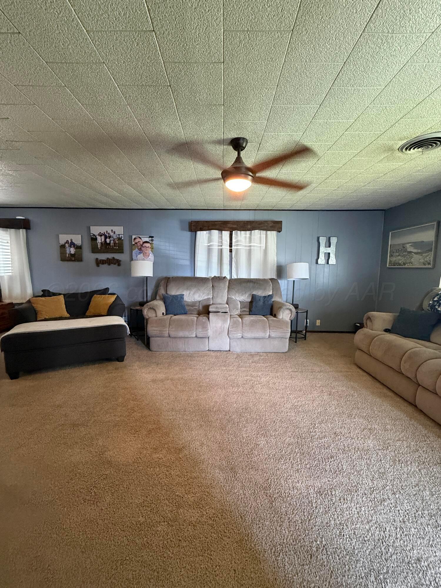200 Cottonwood Street Property Photo 7